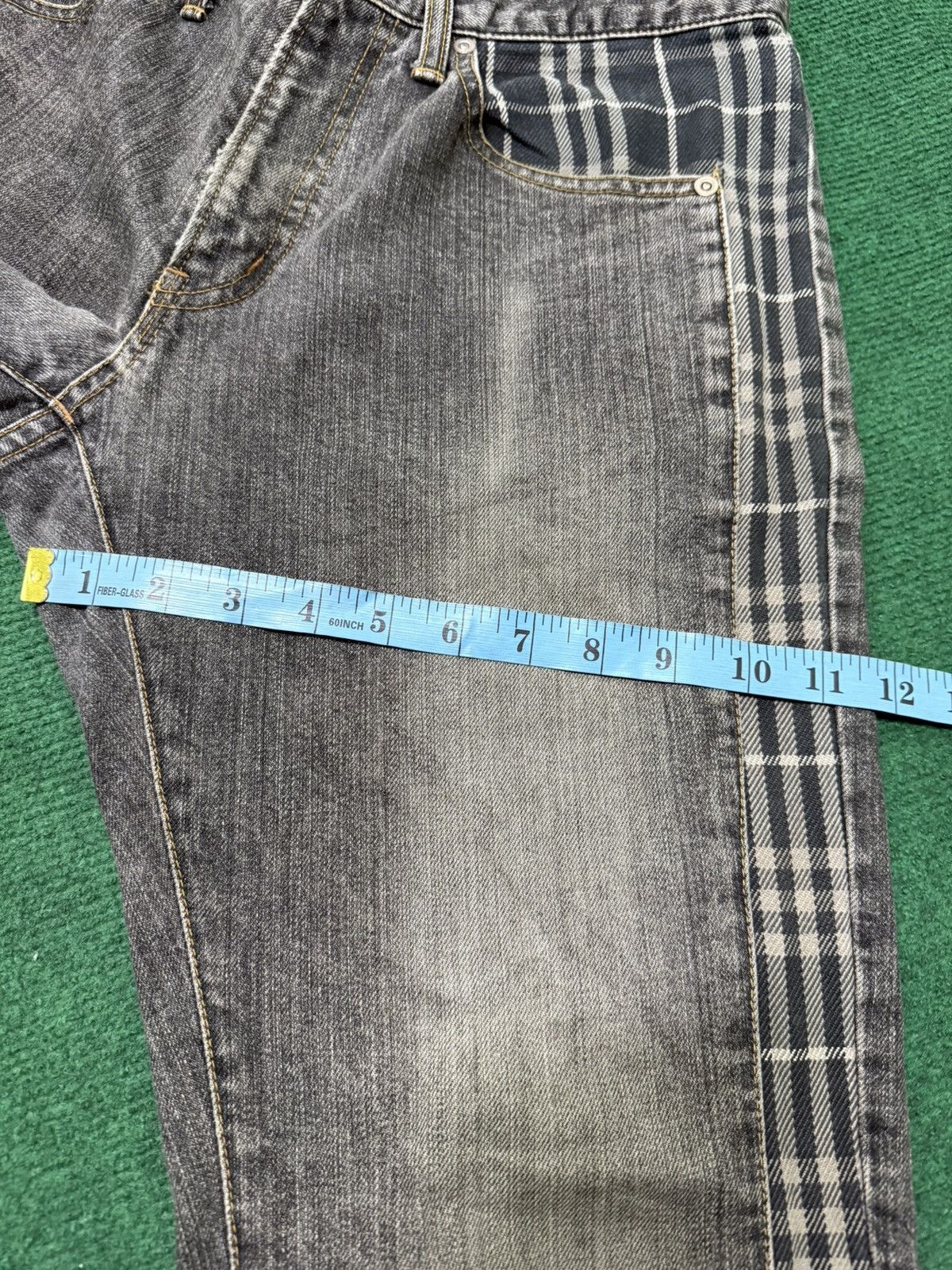 Burberry Vintage Burberry Jeans Pants rare distressed look a like Size US 32 / EU 48 - 18 Thumbnail