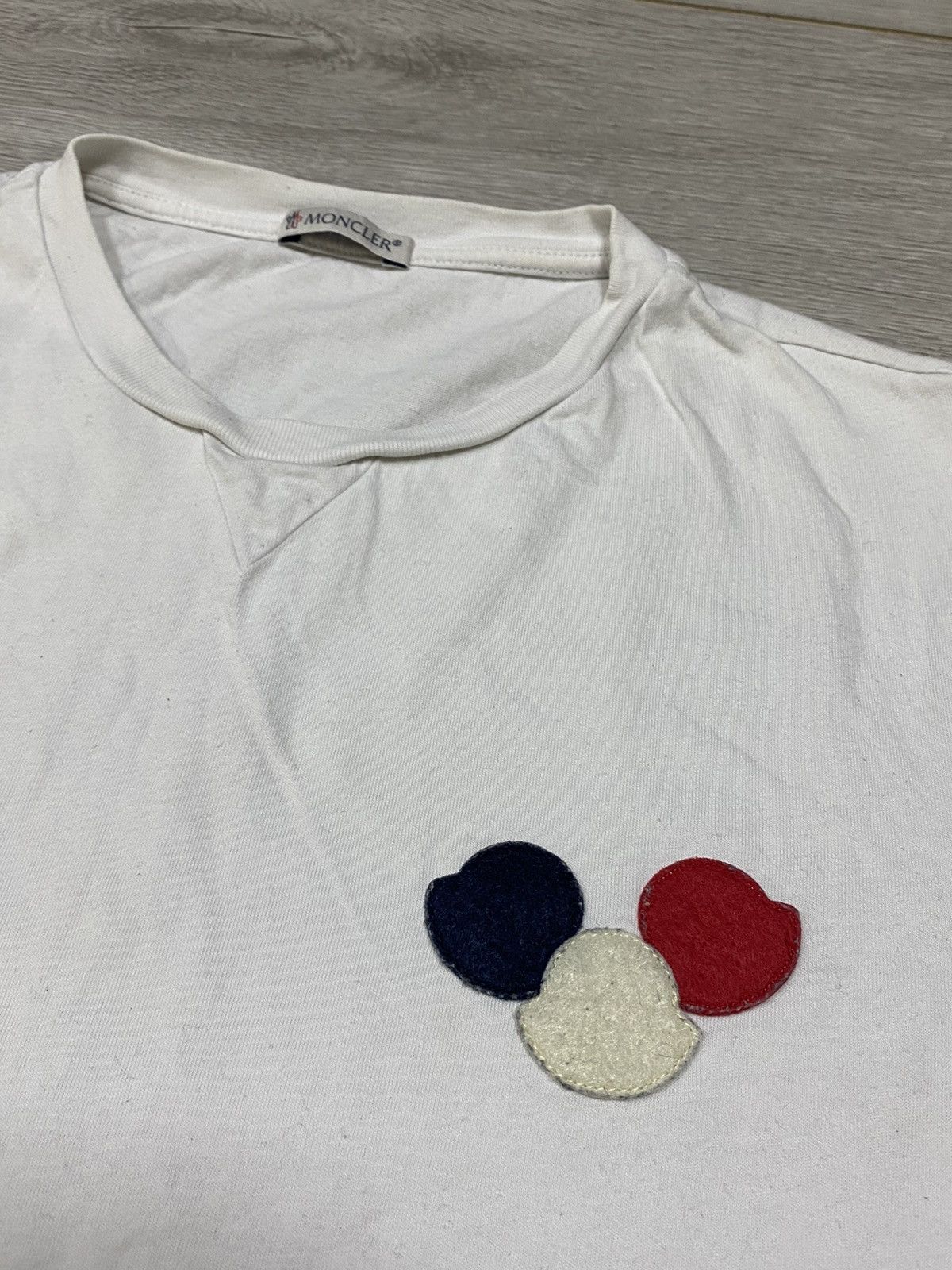 Moncler Moncler Maglia t-shirt 3 logo blue white red Size US S / EU 44-46 / 1 - 2 Thumbnail