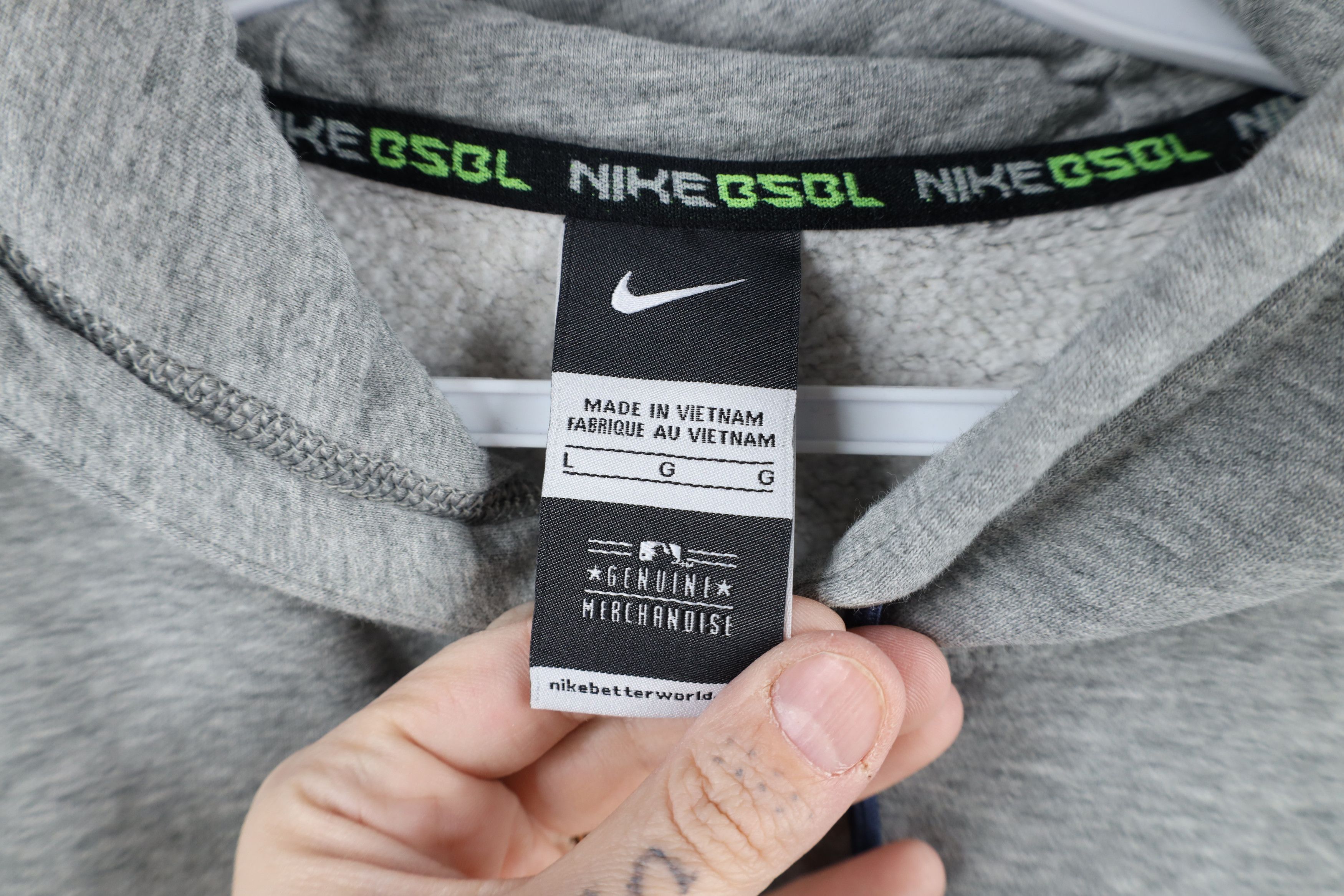 Nike × Vintage Nike Spell Out Old English D Detroit Tigers Baseball Hoodie Size US L / EU 52-54 / 3 - 9 Thumbnail
