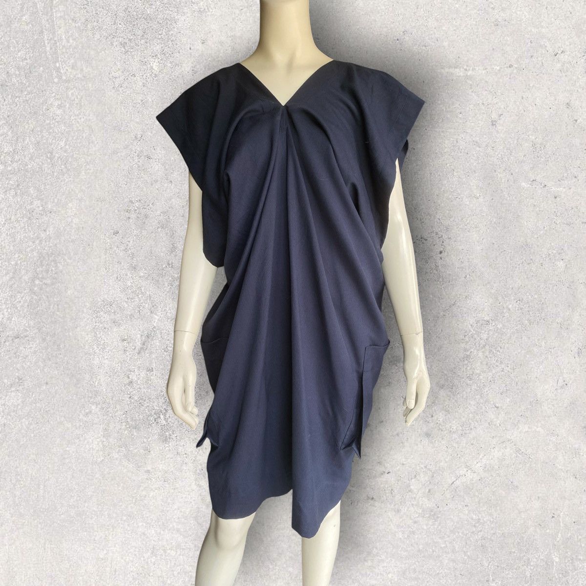 Issey Miyake Issey Miyake V Neck Back Zip Midi Dress Size M / US 6-8 / IT 42-44 - 3 Thumbnail