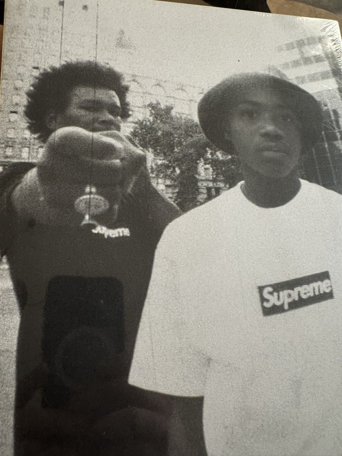 Supreme Supreme Phiadon Hardcover Archive Book Size ONE SIZE - 3 Thumbnail
