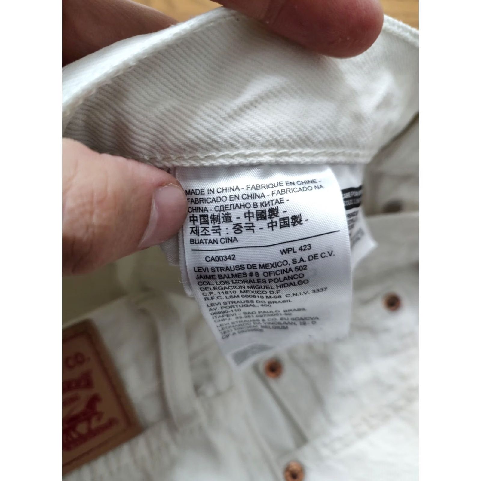 Levi's Levi's 501 Jean Shorts Womens Tag 30 White Raw Hem High Rise Button Fly Casual Size 30" / US 8 / IT 44 - 4 Thumbnail