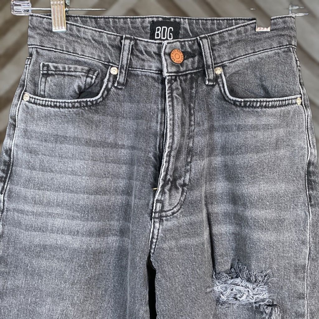 Bdg BDG Womens Jeans Black Denim High Rise Flare Distressed 25 Regular 5-Pocket Design Cotton 100% Stretch Size 42" / US 20 - 1 Thumbnail