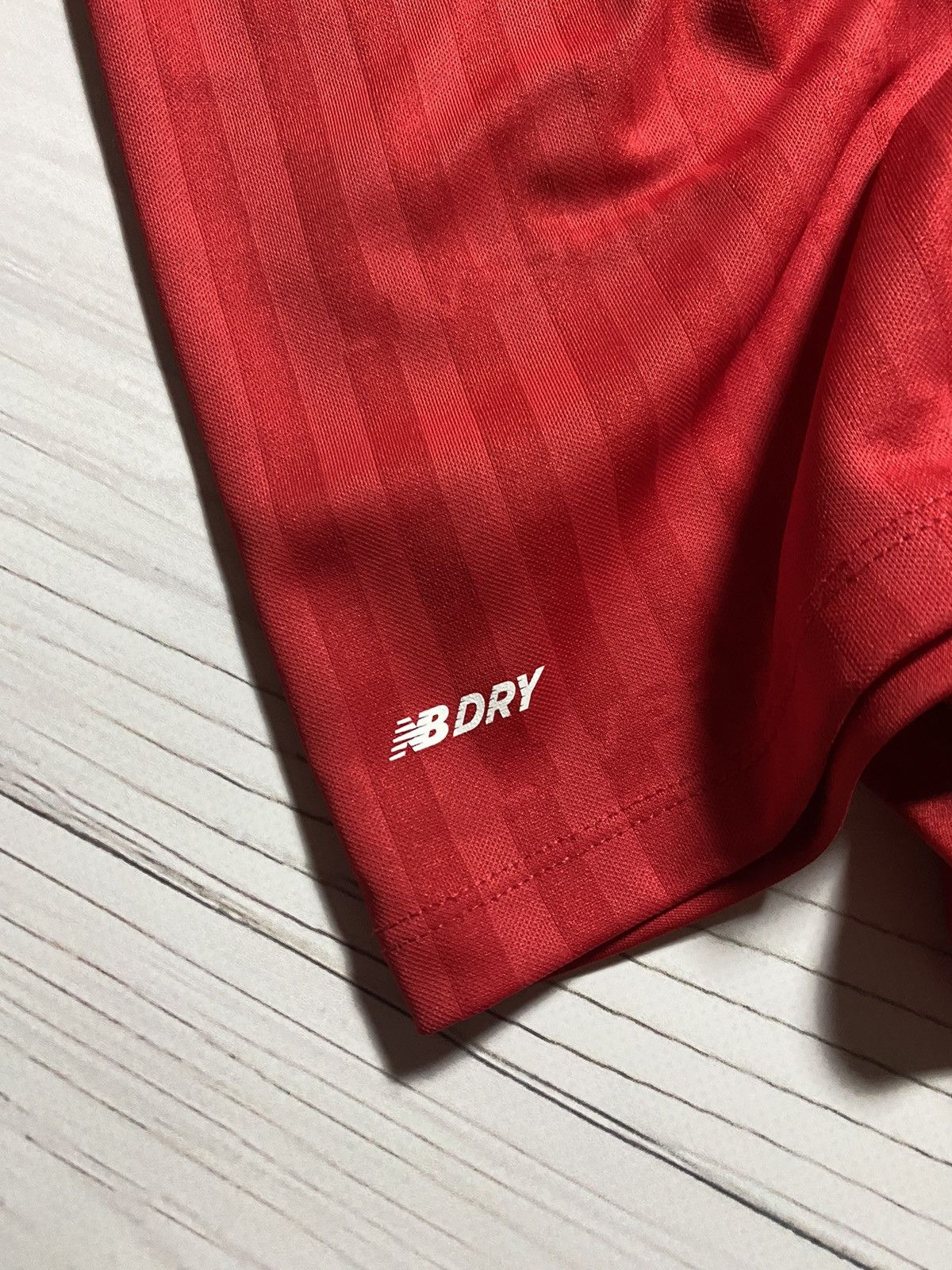 New Balance Liverpool 2015/16 Home Football Shirt Soccer Jersey Size US XXL / EU 58 / 5 - 6 Thumbnail