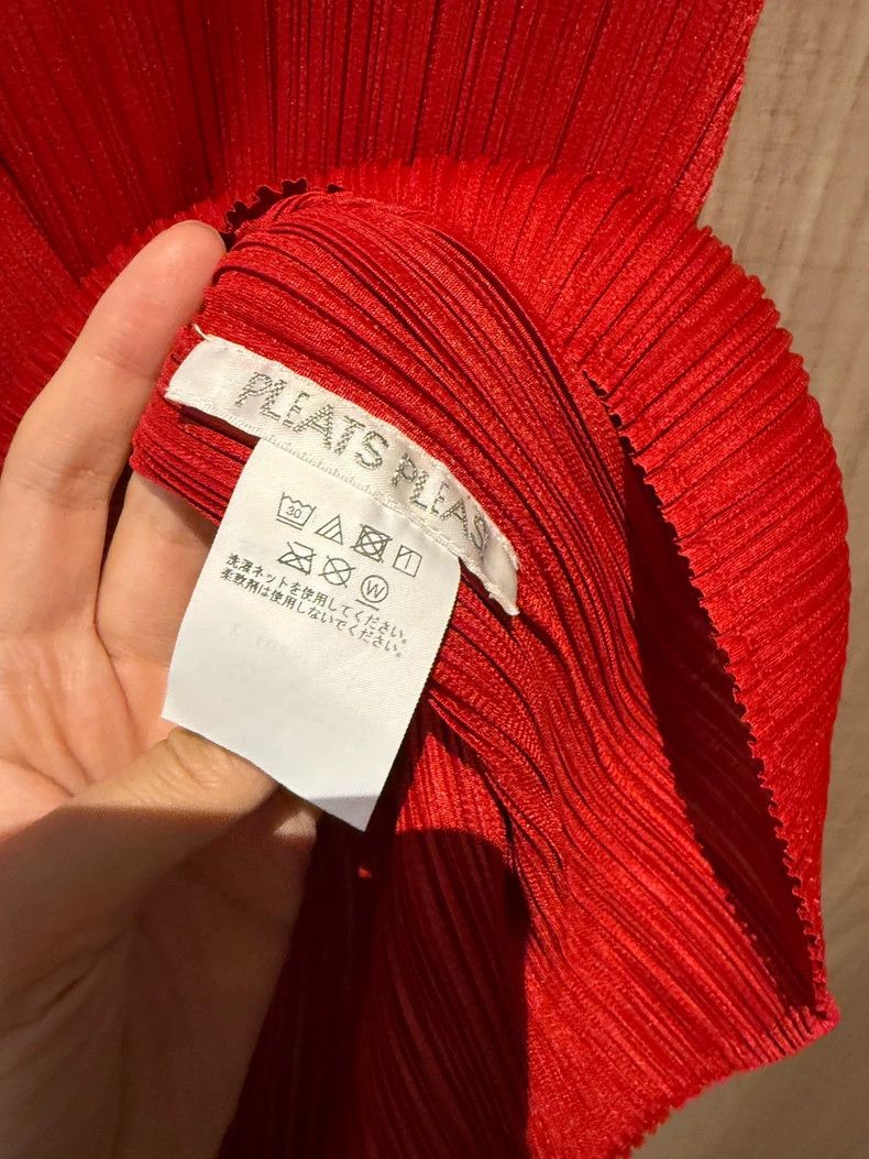Issey Miyake Issey Miyake Red pleated vest Size L / US 10 / IT 46 - 5 Thumbnail
