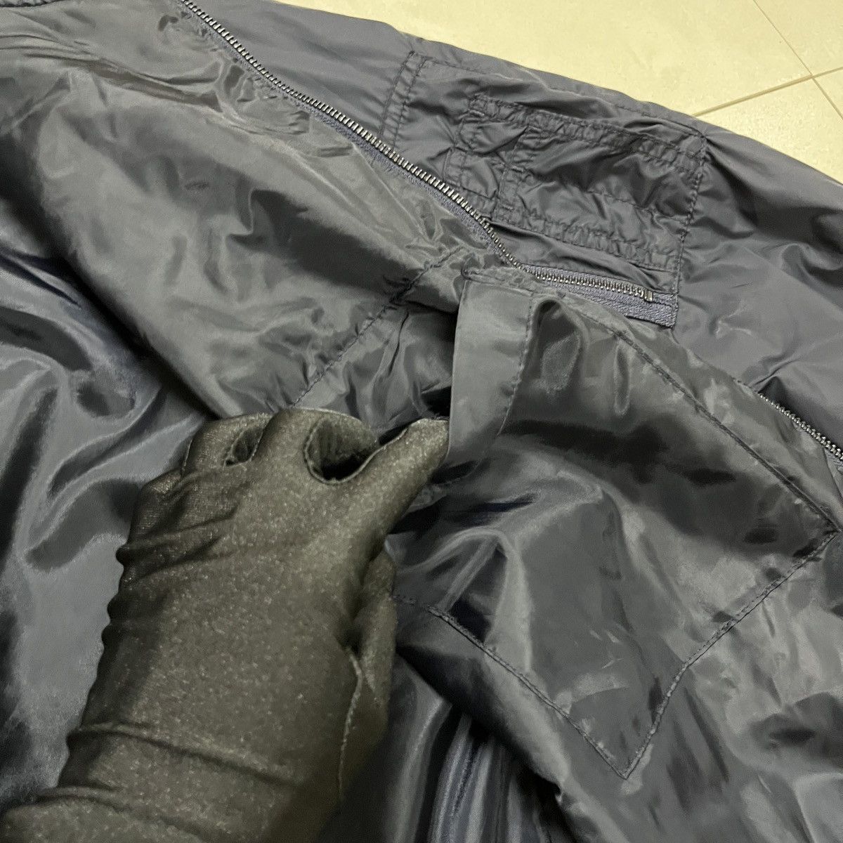 Uniqlo Uniqlo Bomber Jacket Size US M / EU 48-50 / 2 - 9 Thumbnail