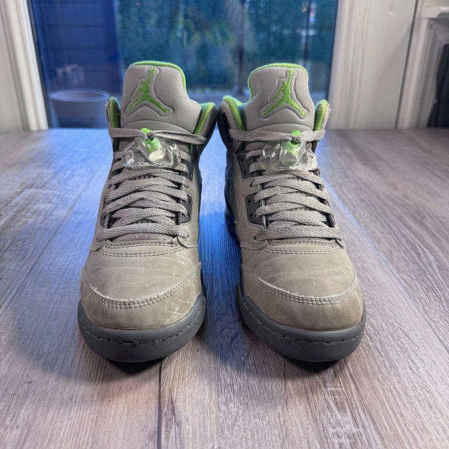Nike NIKE • JORDAN 5 GS Retro "2022 Green Bean" (4.5M) Size US 5 / EU 37 - 5 Thumbnail