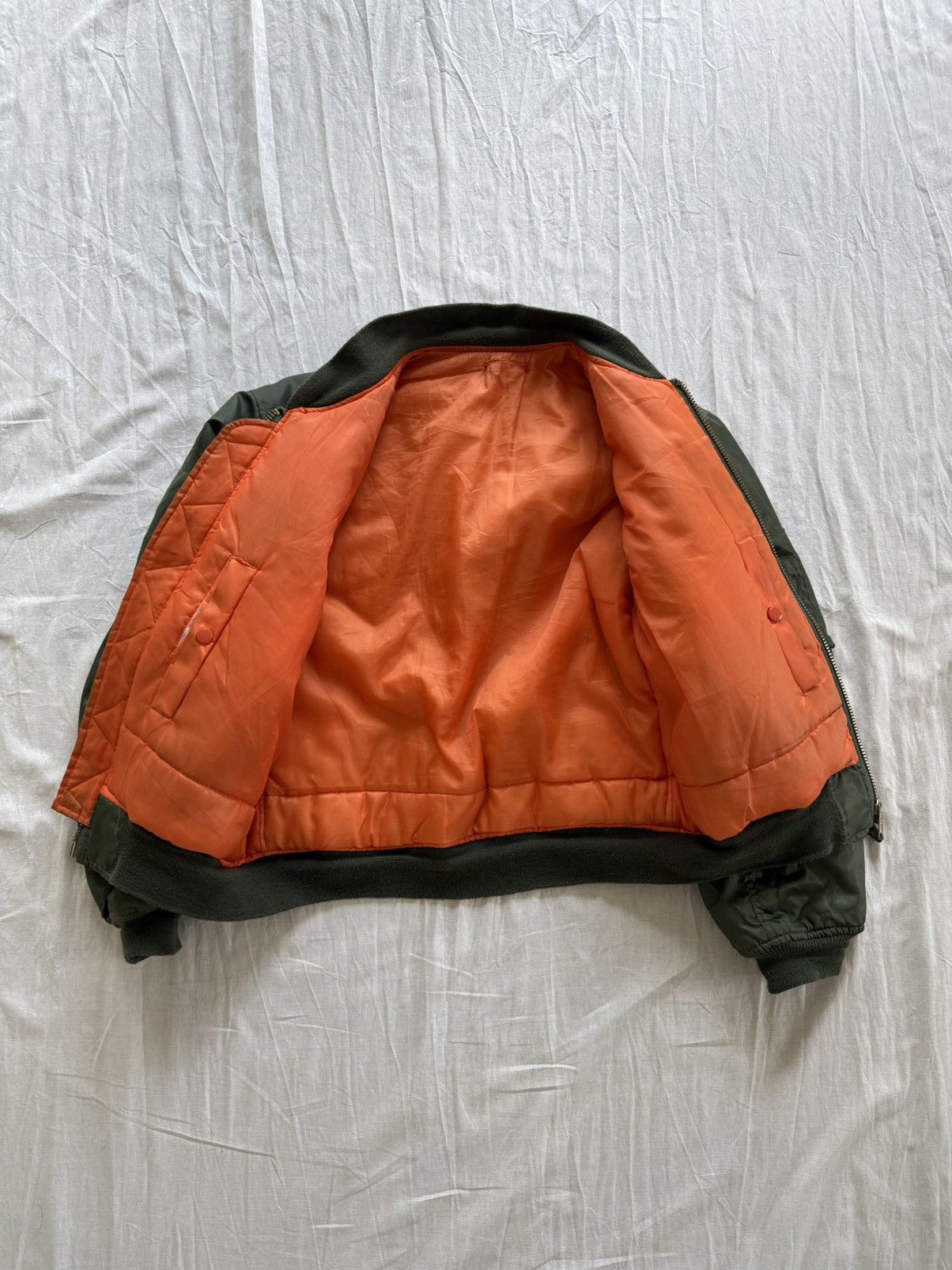 Delta Men’s Vintage flight MA1 Delta bomber jacket in khaki green Size US XS / EU 42 / 0 - 8 Thumbnail