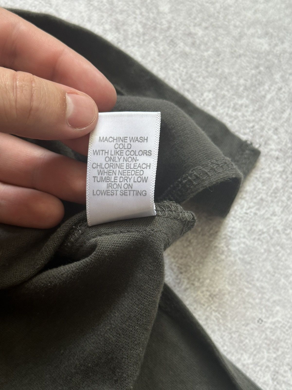 FOG × Fear of God Fear Of God FOG Elongated T-Shirt Size US S / EU 44-46 / 1 - 8 Thumbnail