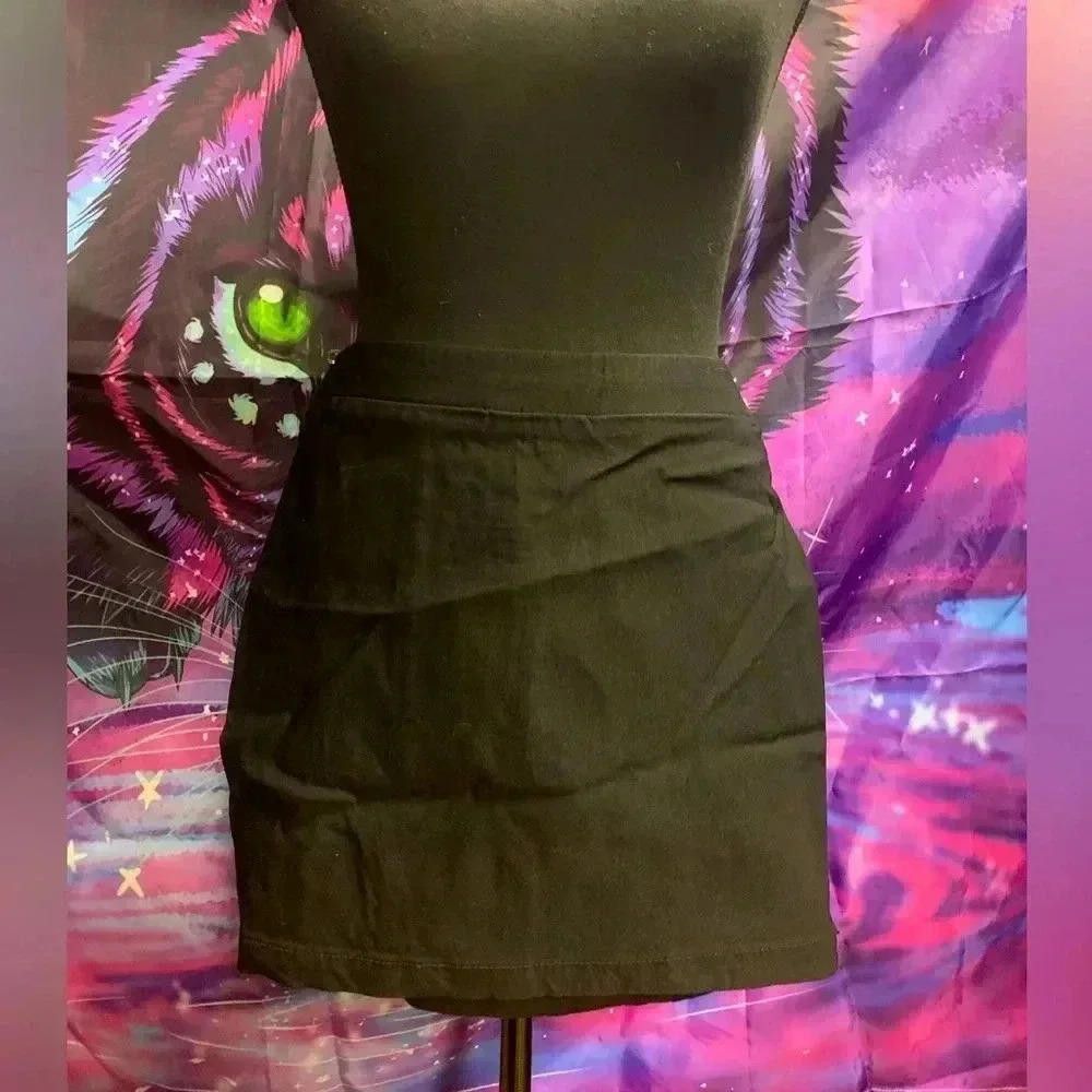 Express Express Black Mini Skirt - XXS Size 25" / US 0 / IT 36 - 1 Thumbnail