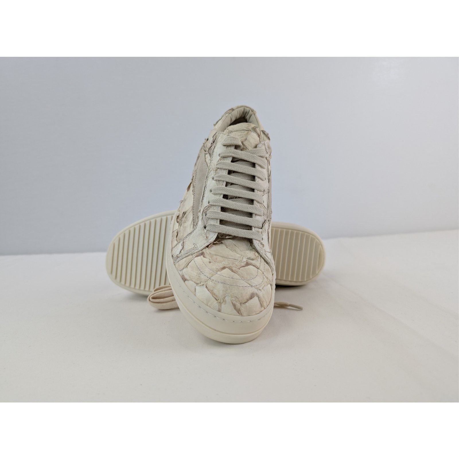 Rick Owens o1rshd1 Leather Vintage Sneakers in Natural / Milk / Milk Size US 7 / EU 40 - 13 Thumbnail