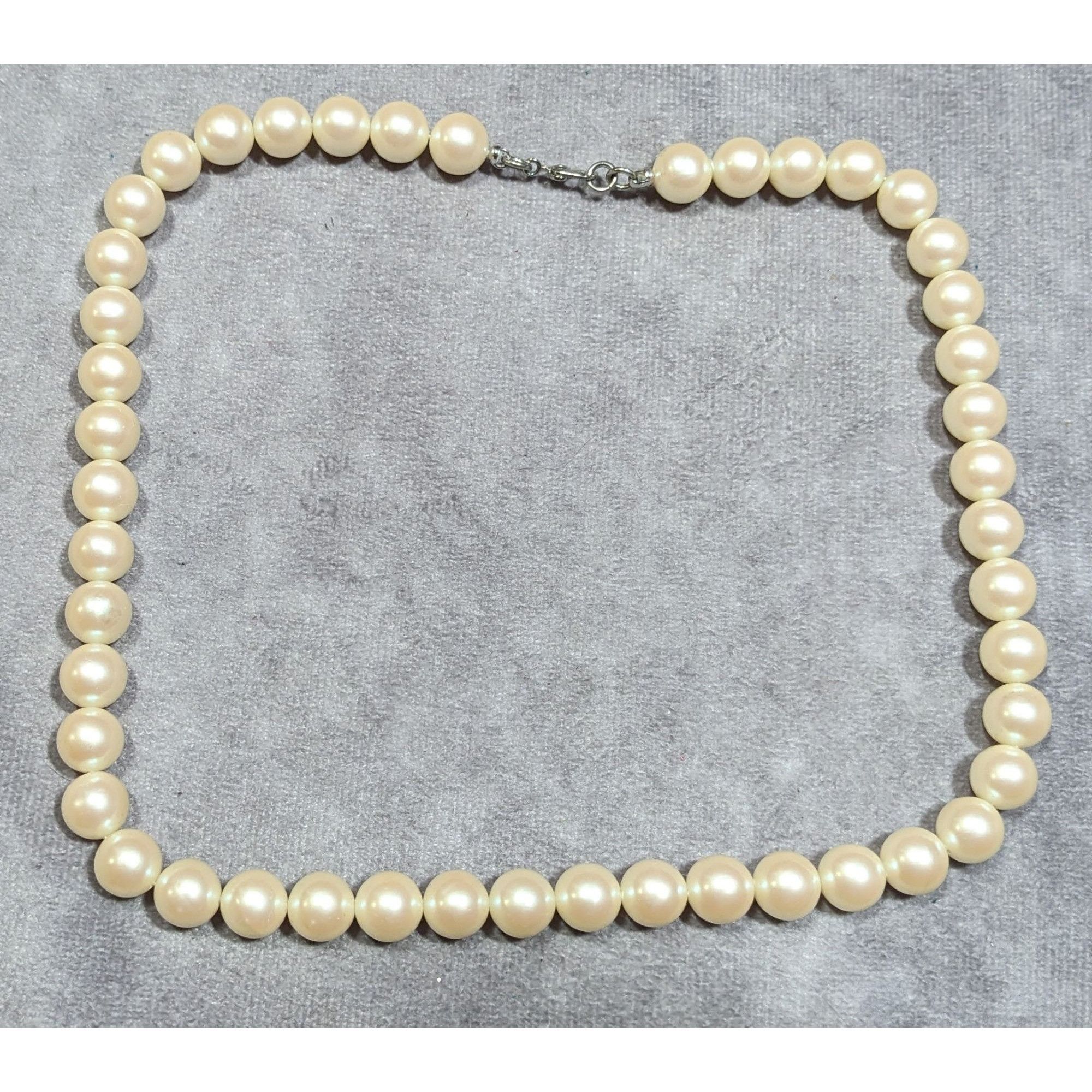 Monet Vintage Monet Faux Pearl Cream Beaded Necklace Size ONE SIZE - 6 Thumbnail