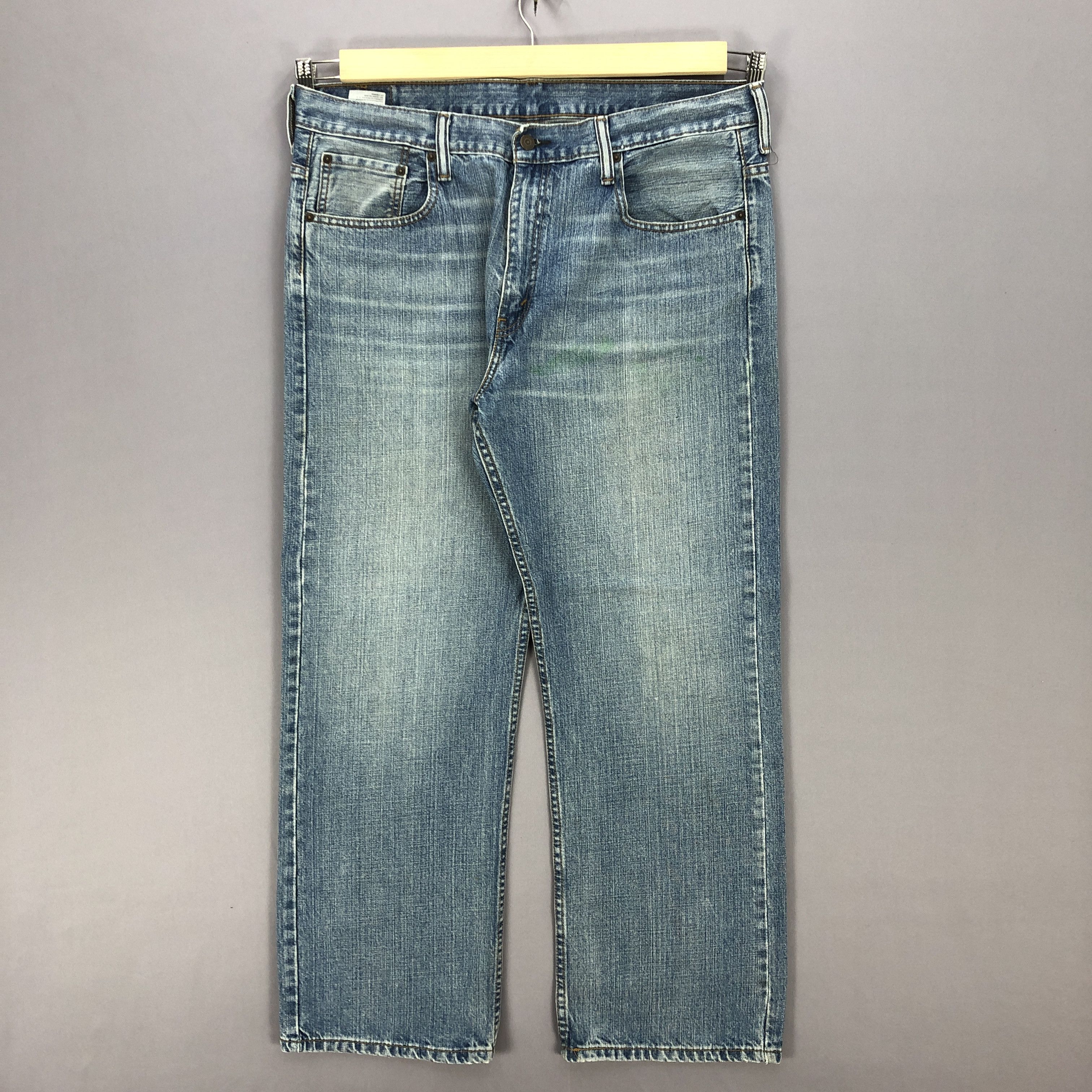 Levi's Vintage Lev's Faded Blue Jeans Levi's Light Wash Denim Size US 38 / EU 54 - 1 Thumbnail
