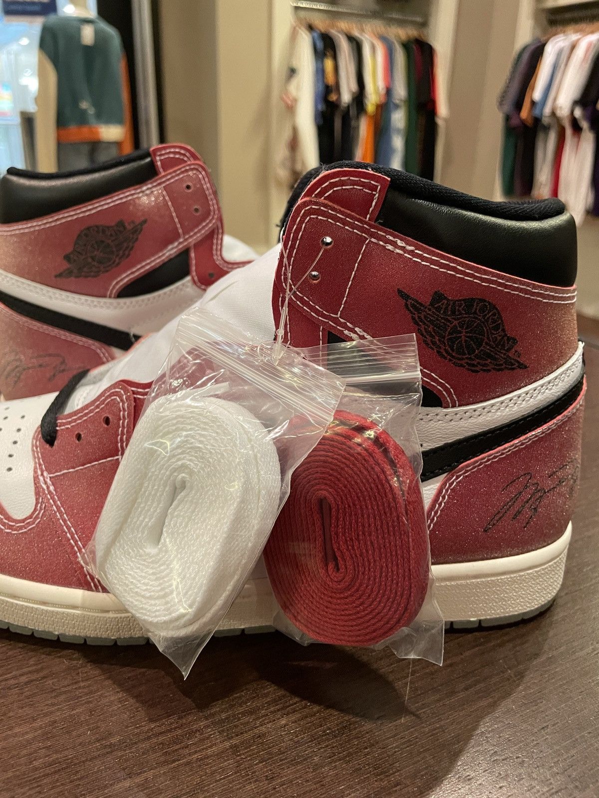 Jordan Brand Jordan 1 Retro High Trophy Room Chicago Size US 10.5 / EU 43-44 - 9 Thumbnail