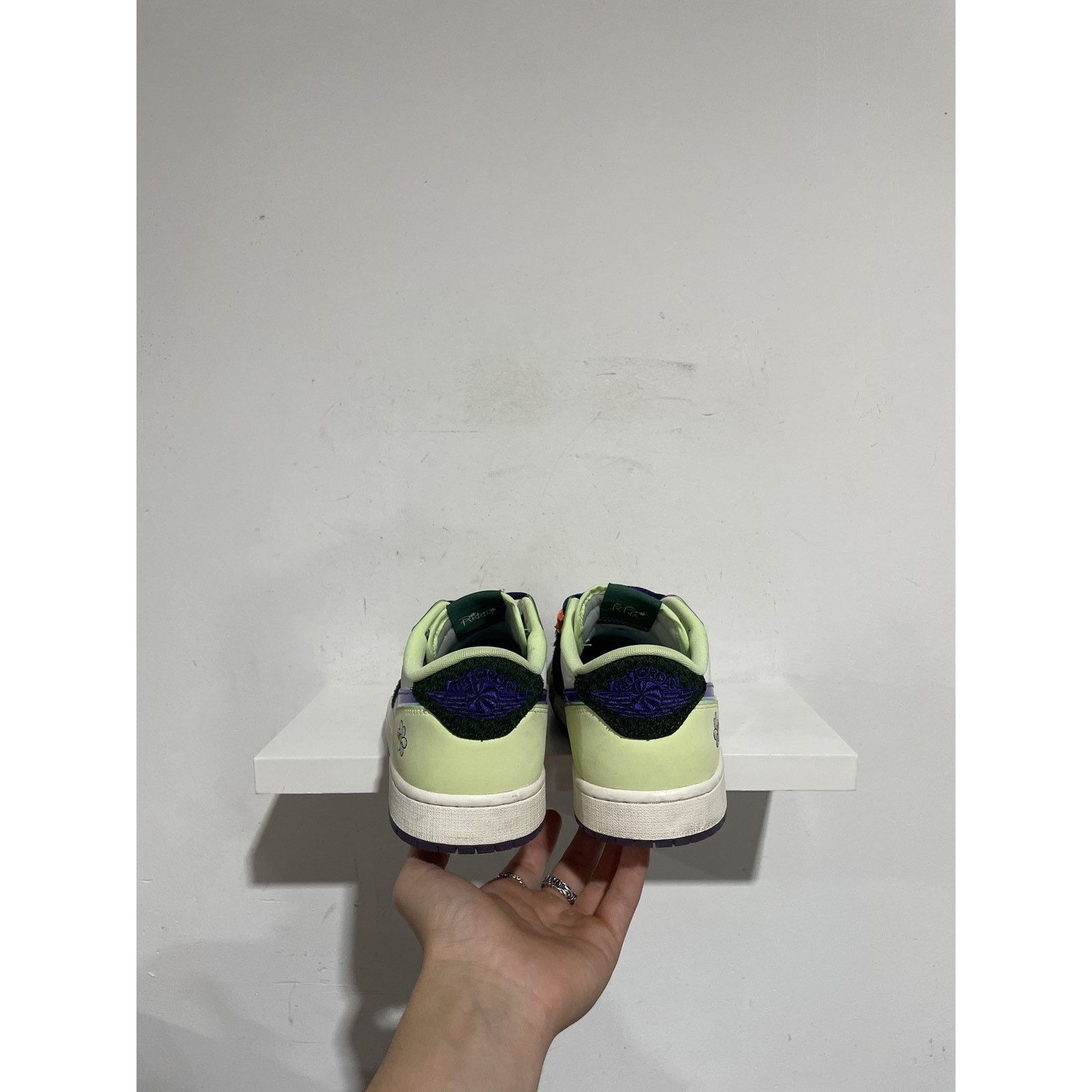 Jordan Brand JORDAN 1 LOW RETRO DOERNBECHER 2023 SIZE 11 PREOWNED Size US 11 / EU 44 - 4 Thumbnail