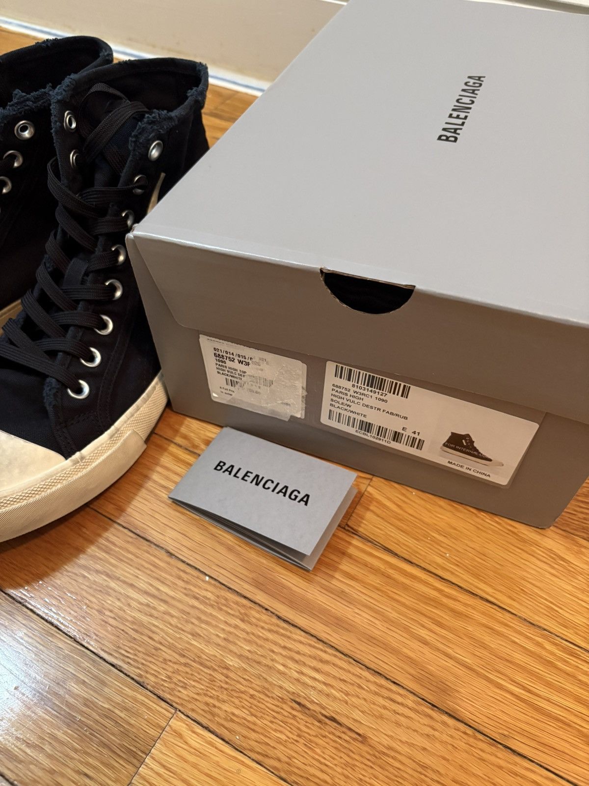 Balenciaga Balenciaga Distressed Sneakers Size US 8.5 / EU 41-42 - 13 Thumbnail