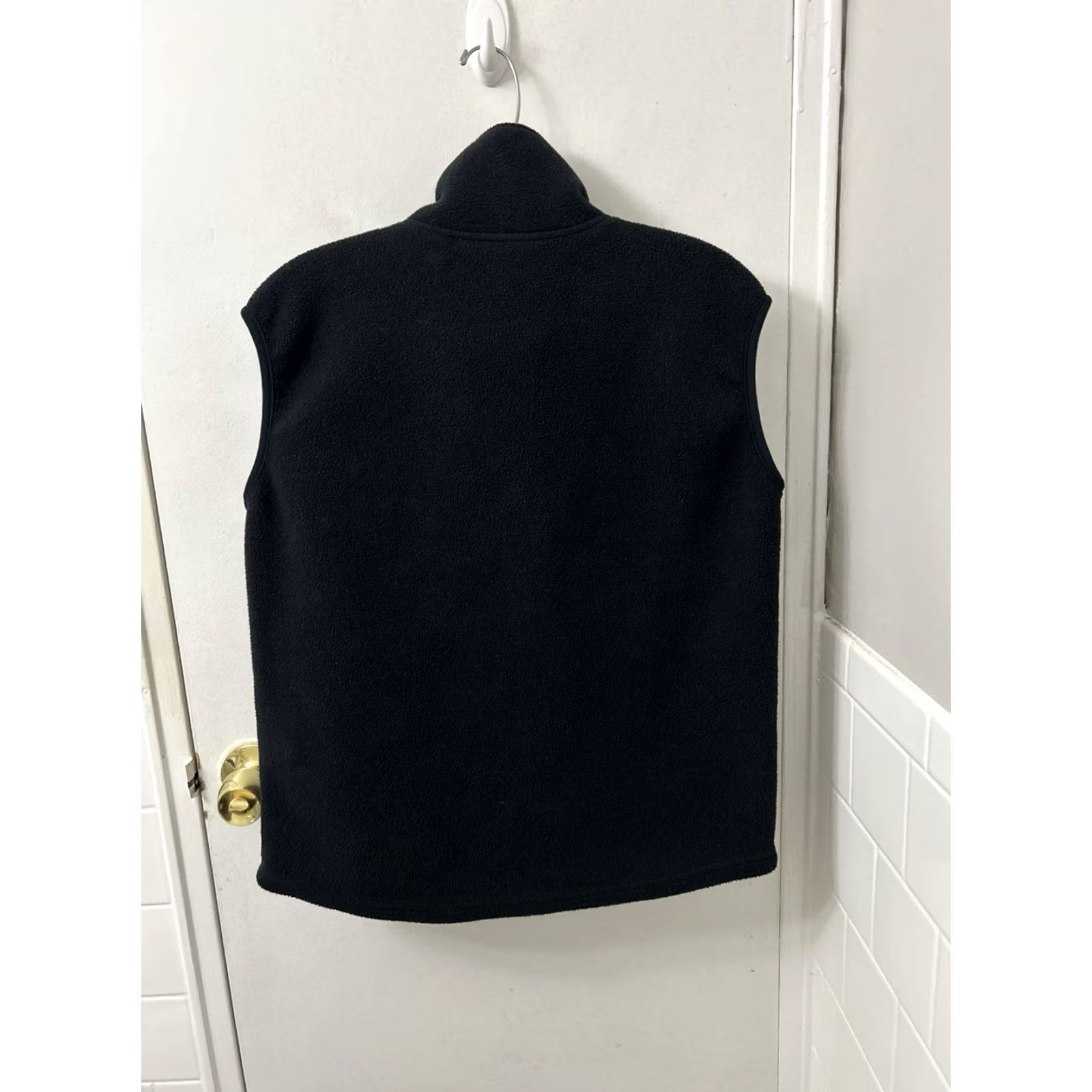Vintage Solstice Polartec Fleece Vest Womens Small Black Full Zip USA Made Hiking Vest Solstice Logo Zipper Pocket Womens Activewear Vest Size S / US 4 / IT 40 - 6 Thumbnail