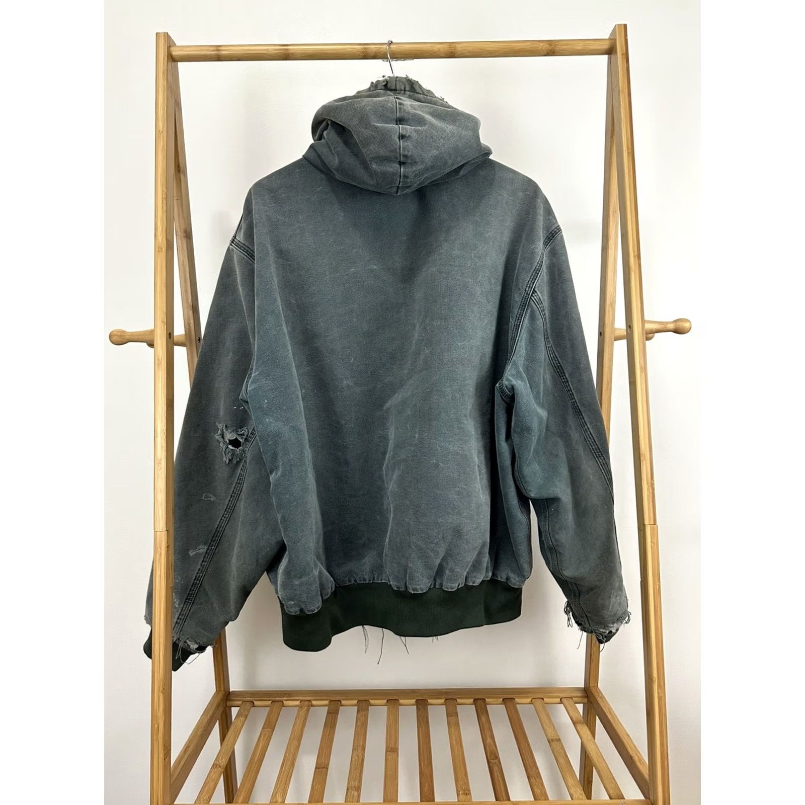 Carhartt VTG Carhartt Sun Faded Thrashed Distressed WIP Hooded Quilted Lined Jacket 2XL Size US XXL / EU 58 / 5 - 2 Thumbnail