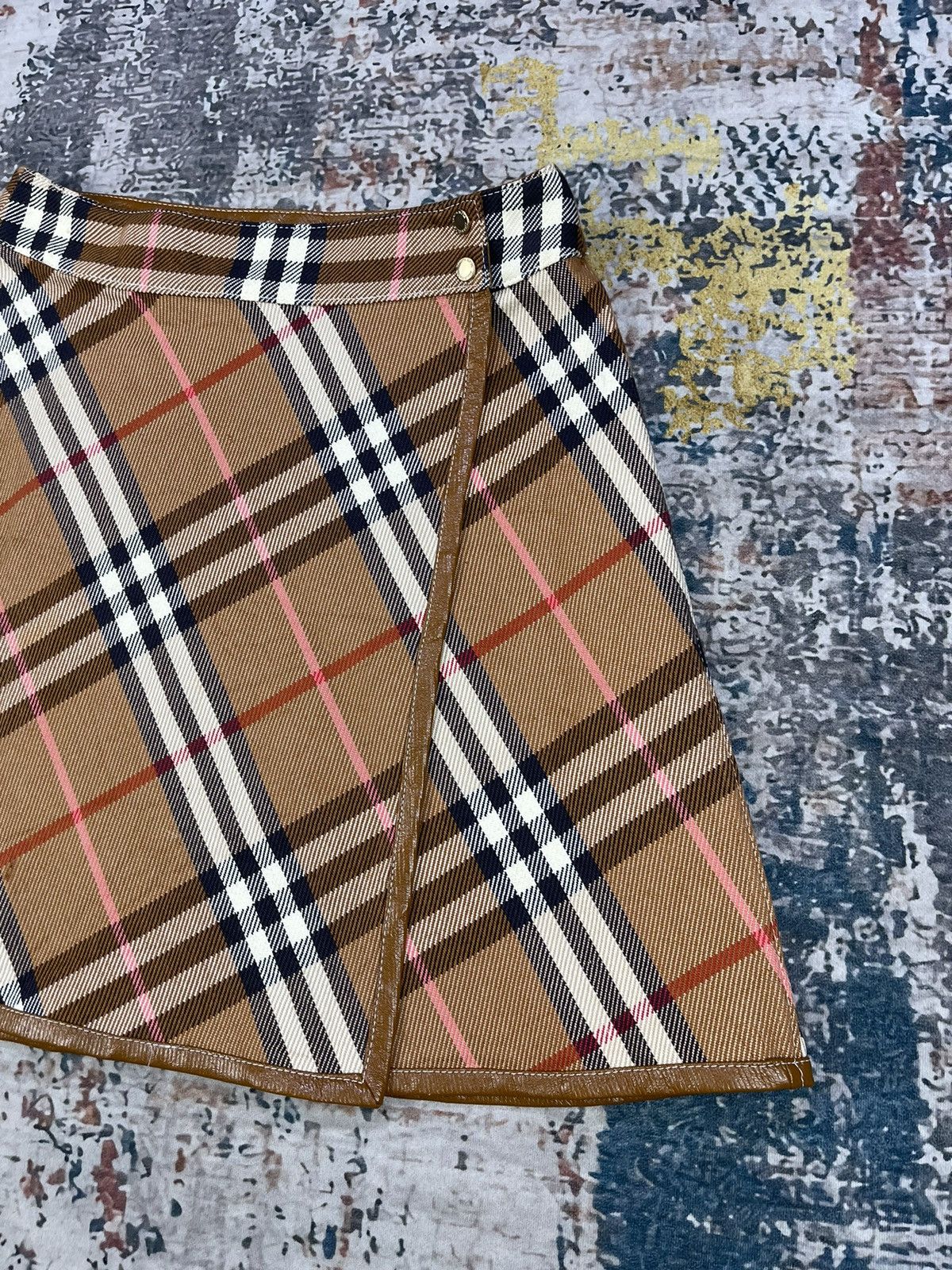 Burberry Burberry Blue Label Nova Check Wrap Skirt Size 28" / US 6 / IT 42 - 2 Thumbnail