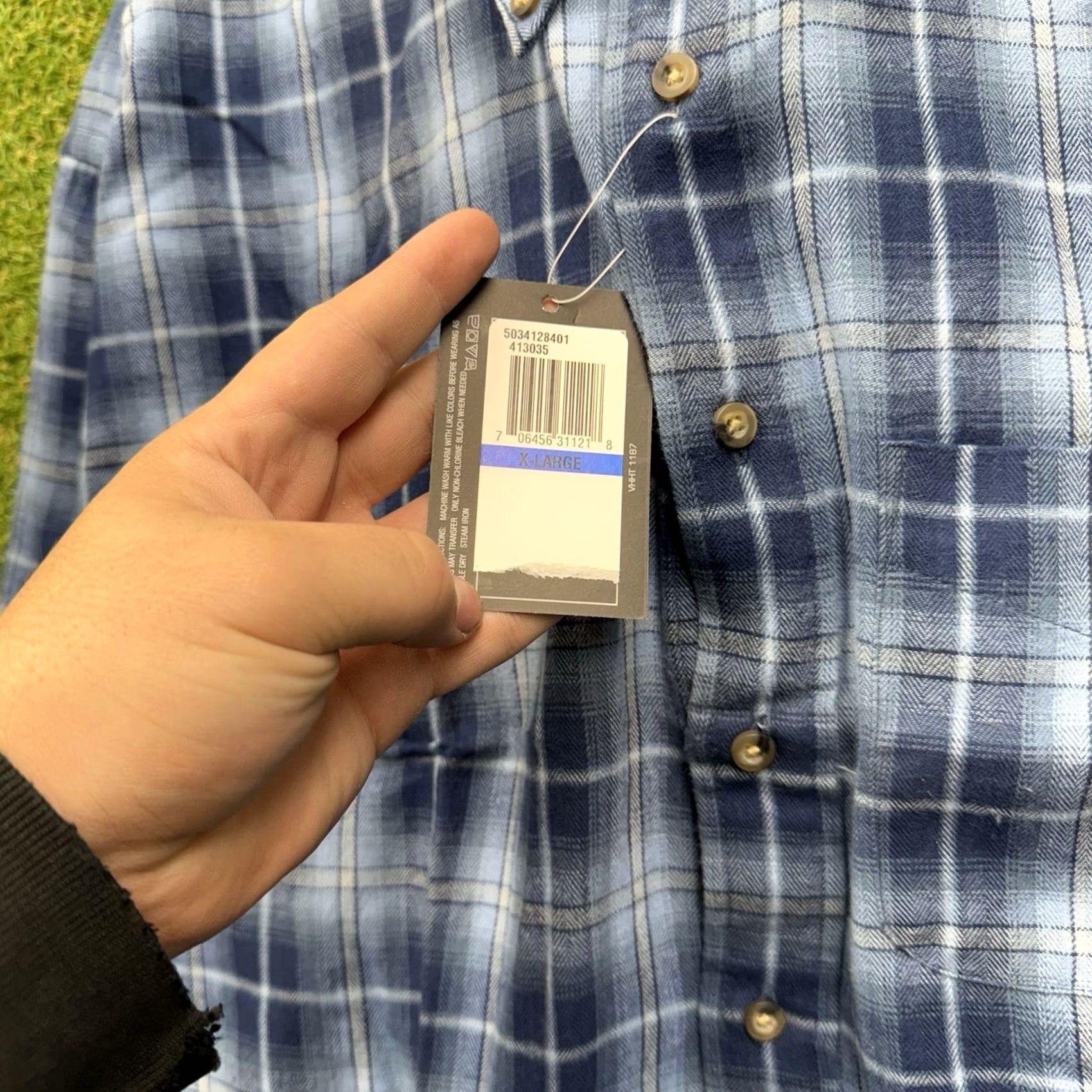 Van Heusen Van Heusen Button-Up Flannel Shirt XL Mens Blue Plaid Size US XL / EU 56 / 4 - 4 Thumbnail