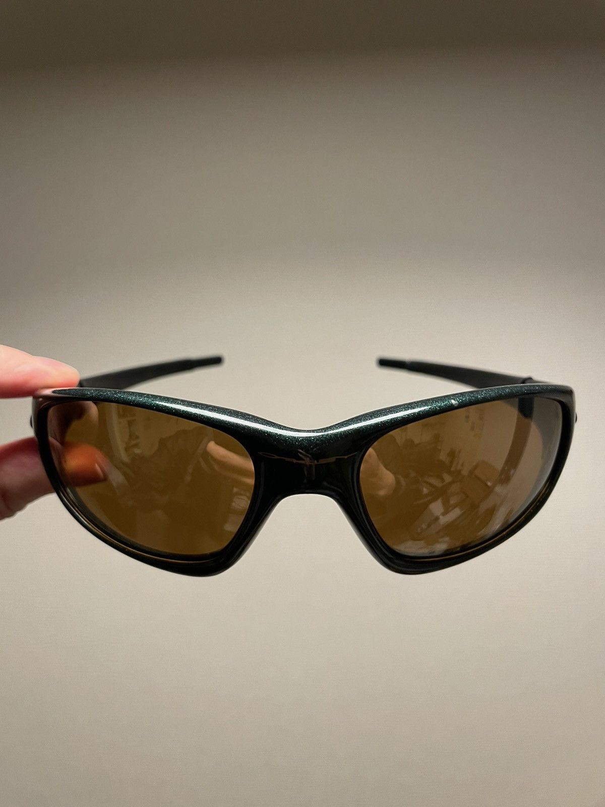 image of Oakley Straight Jacket 1.0 Green Sports Sunglasses, Men's