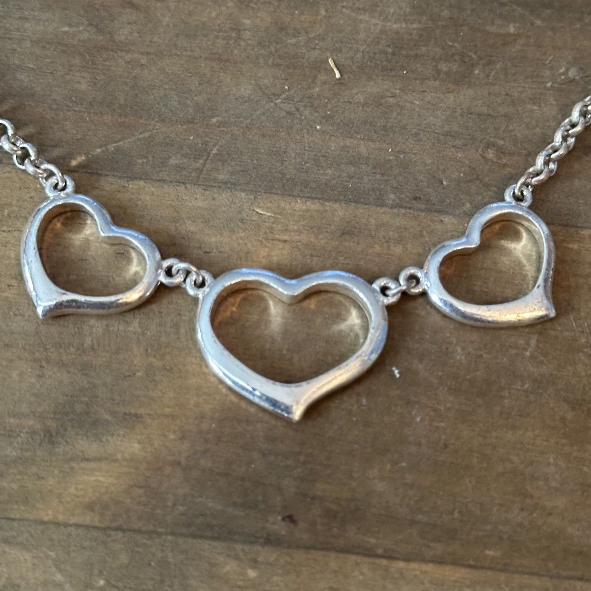 Other Liz & Co triple heart necklace Size ONE SIZE - 4 Thumbnail