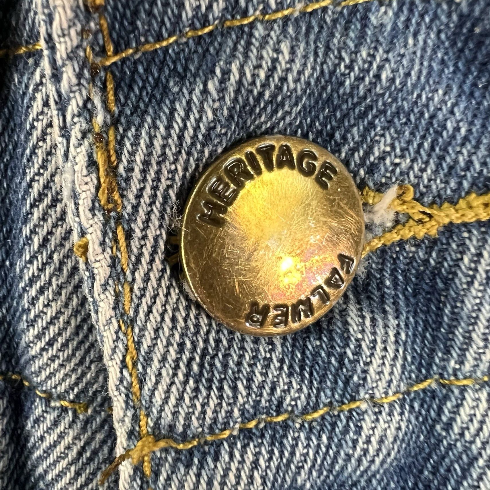 Vintage VINTAGE Heritage Shorts Women S Blue 28 High Rise Elastic Waist Denim 90s Retro Womens Size 28" / US 6 / IT 42 - 2 Thumbnail