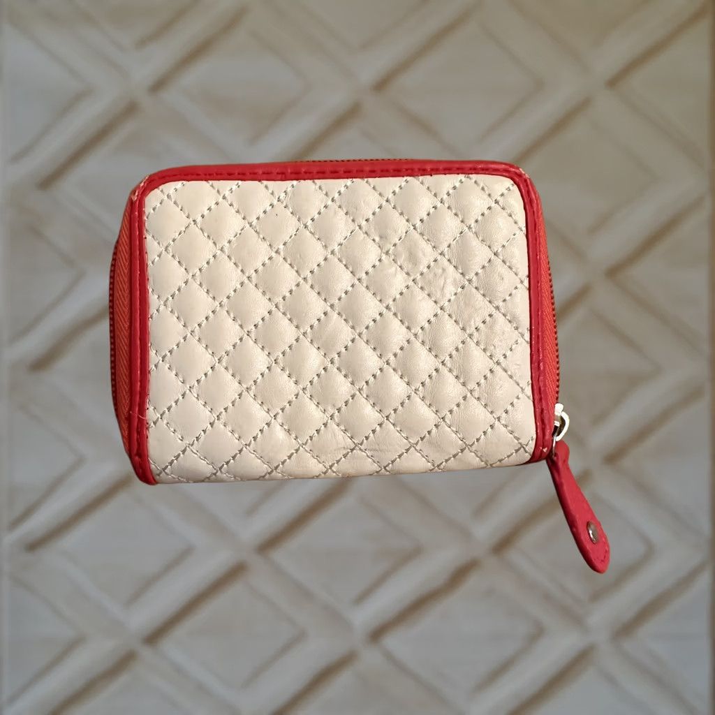 Vintage Hello Kitty Wallet Coin Purse Zipper Close Stitched White Pink Wallet Women White Hello Kitty Coins Purse Zipper Close Pre-owned Size ONE SIZE - 1 Thumbnail