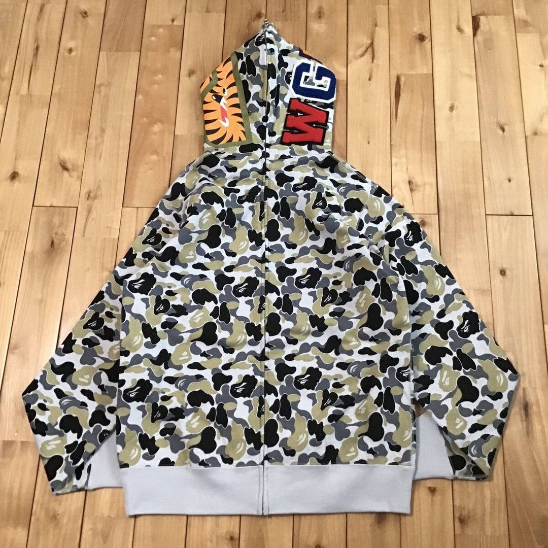 Bape 2024 🔥Ginza Store Camo🔥 BAPE shark full zip hoodie APE Size US L / EU 52-54 / 3 - 3 Thumbnail