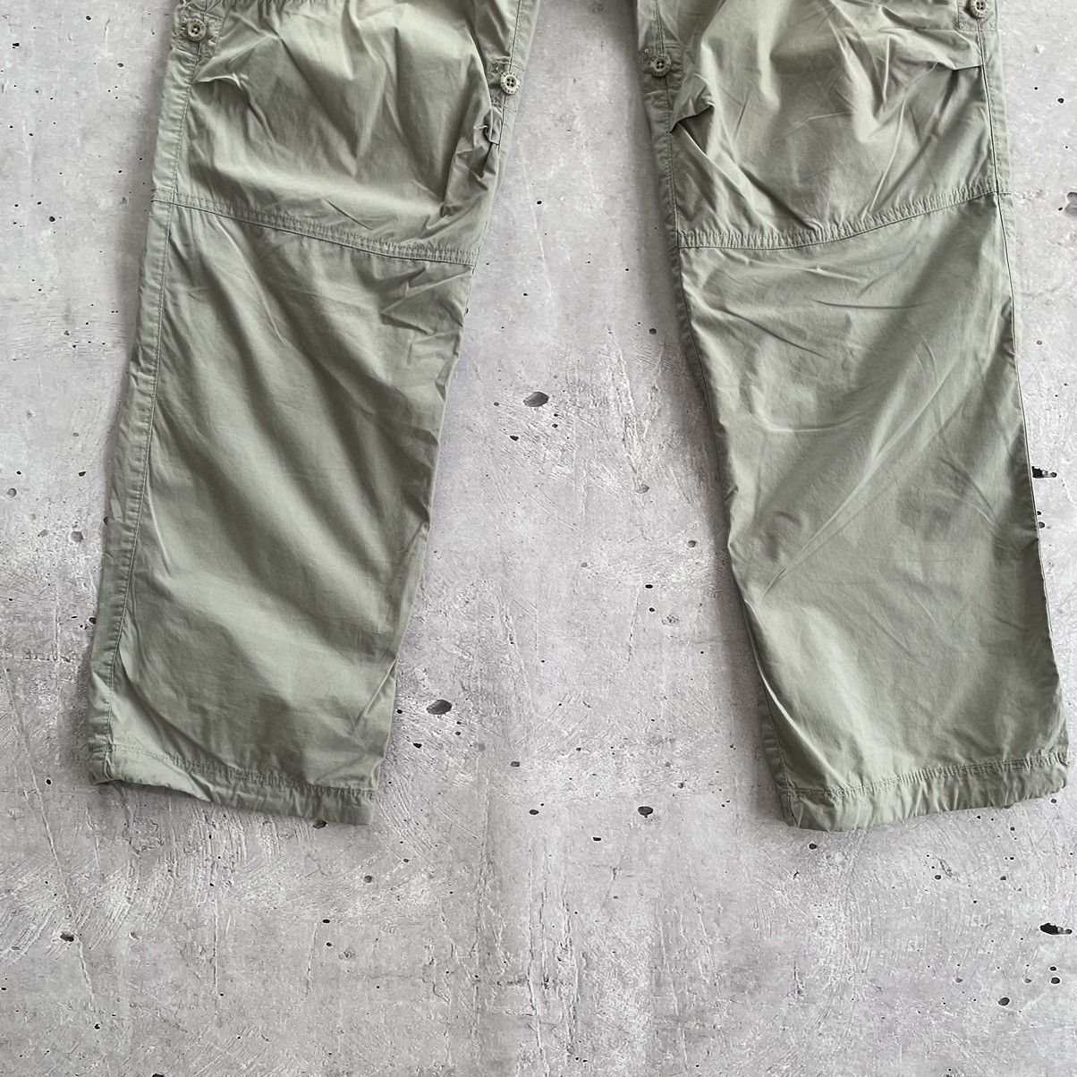 Armani Exchange × Japanese Brand 🔥RARE🔥Pocket Cargo pants Armani Exchange y2k multipocket Size US 30 / EU 46 - 6 Thumbnail