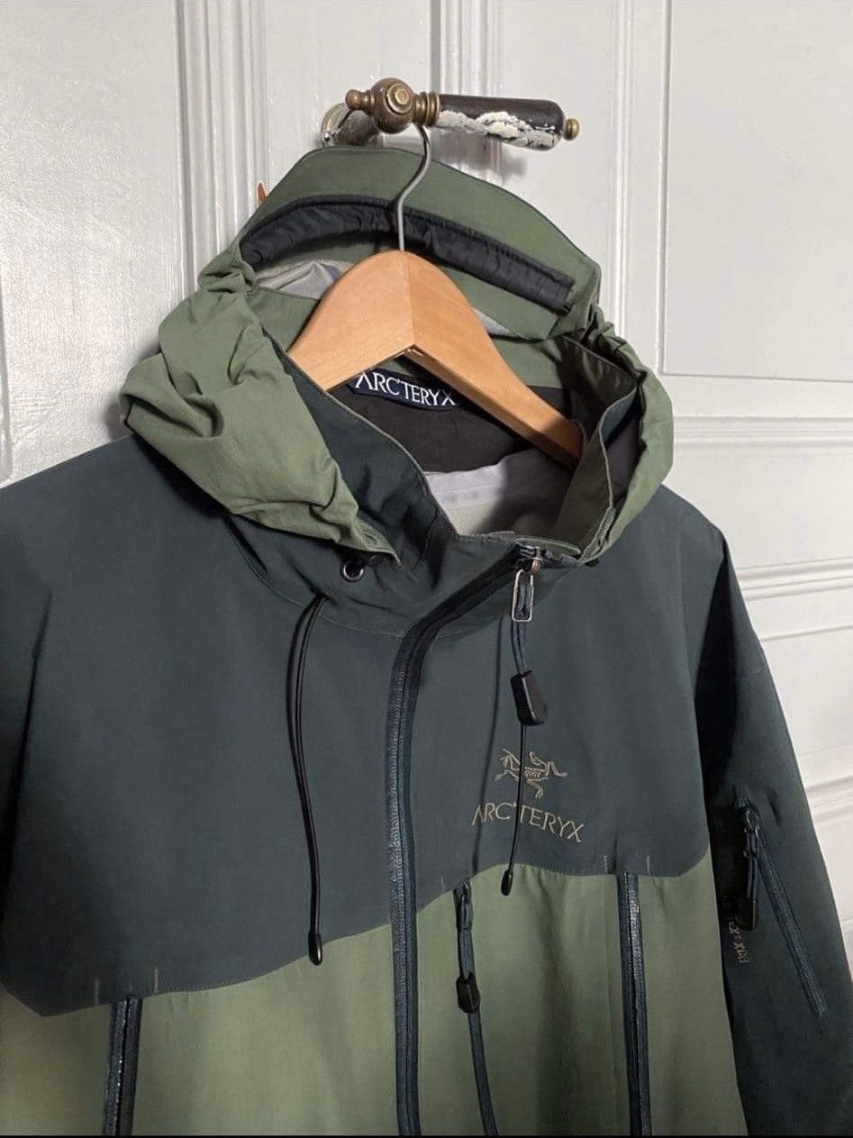 Arc'teryx 2000s Arcteryx Theta Ar Oregano Size US XL / EU 56 / 4 - 11 Thumbnail
