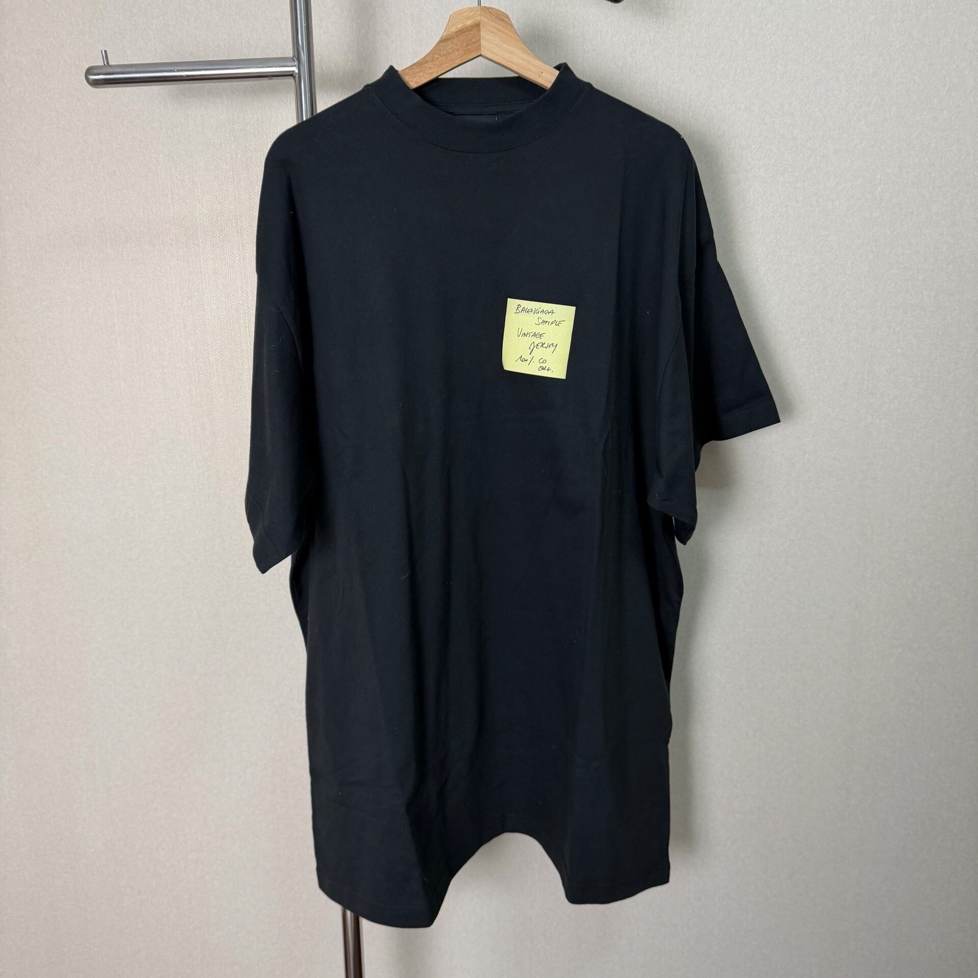 Balenciaga Balenciaga SS23 Oversized Plain T-Shirt Black Size US L / EU 52-54 / 3 - 1 Thumbnail