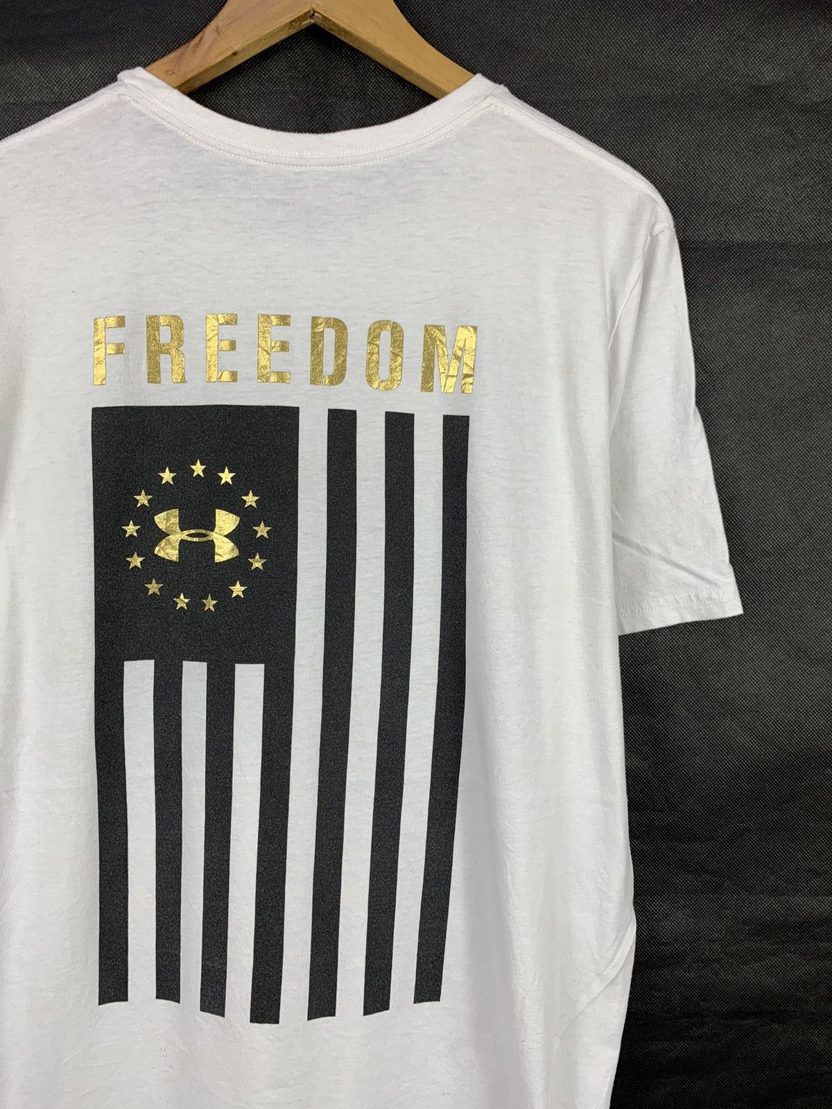 Under Armour Steals! Under Armour American Flag Freedom Tee Size US XL / EU 56 / 4 - 3 Thumbnail