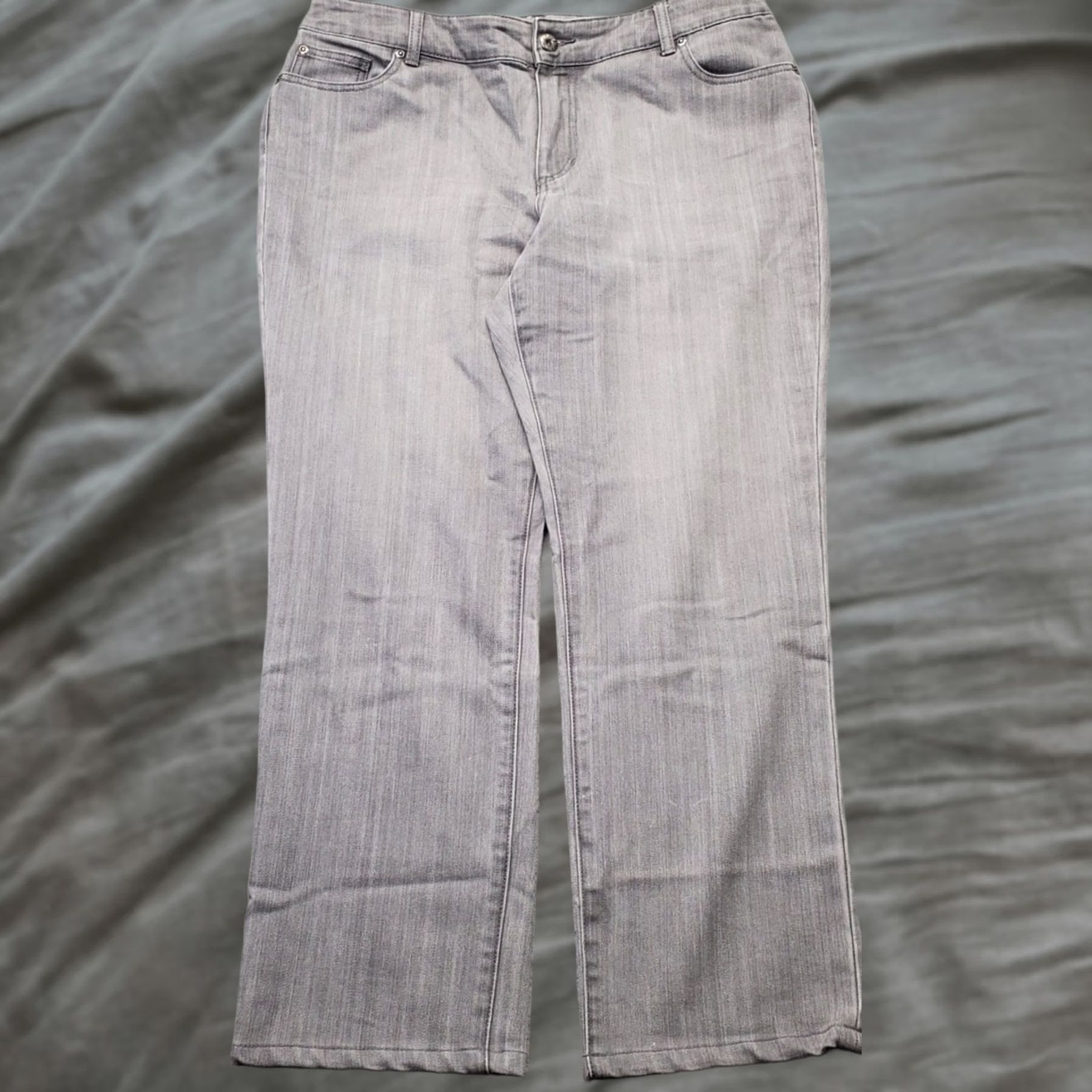 Vintage Chico's Platinum Jeans Womens L Gray Denim Stretch Dark Wash Straight Leg Jeans Size 36" / US 14 / IT 50 - 1 Thumbnail