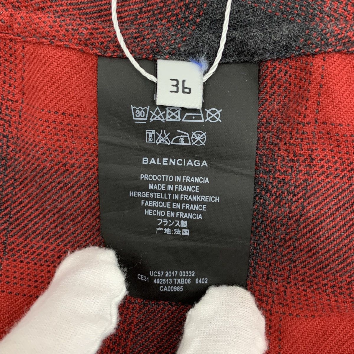 Balenciaga Balenciaga Red Plaid Cotton Bow Tie Long Sleeve Shirt K26WX Size S / US 4 / IT 40 - 6 Thumbnail