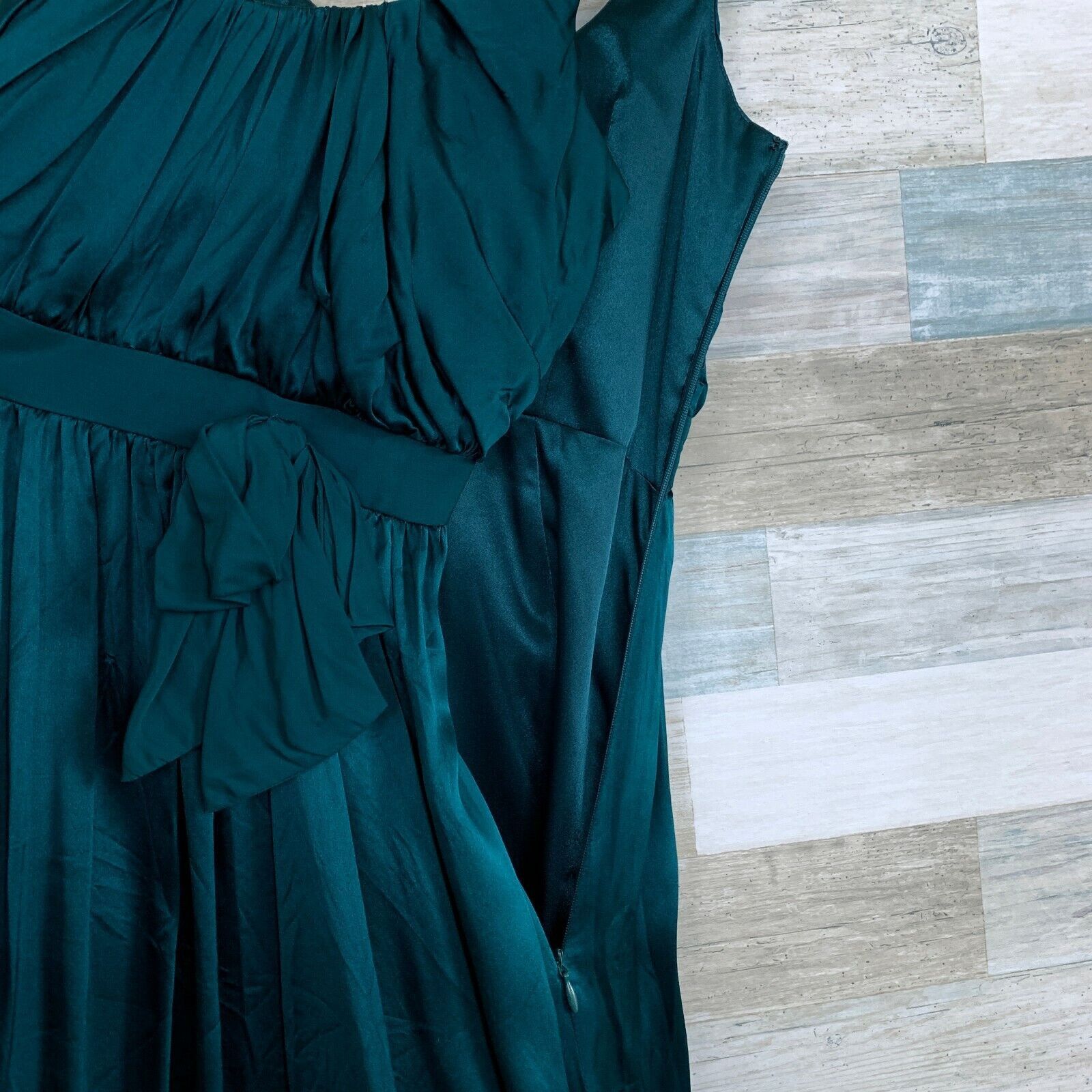 Laundry by Shelli Segal Laundry Shelli Segal Pure Silk Bubble Dress Green Mini 2 Size XS / US 0-2 / IT 36-38 - 4 Thumbnail