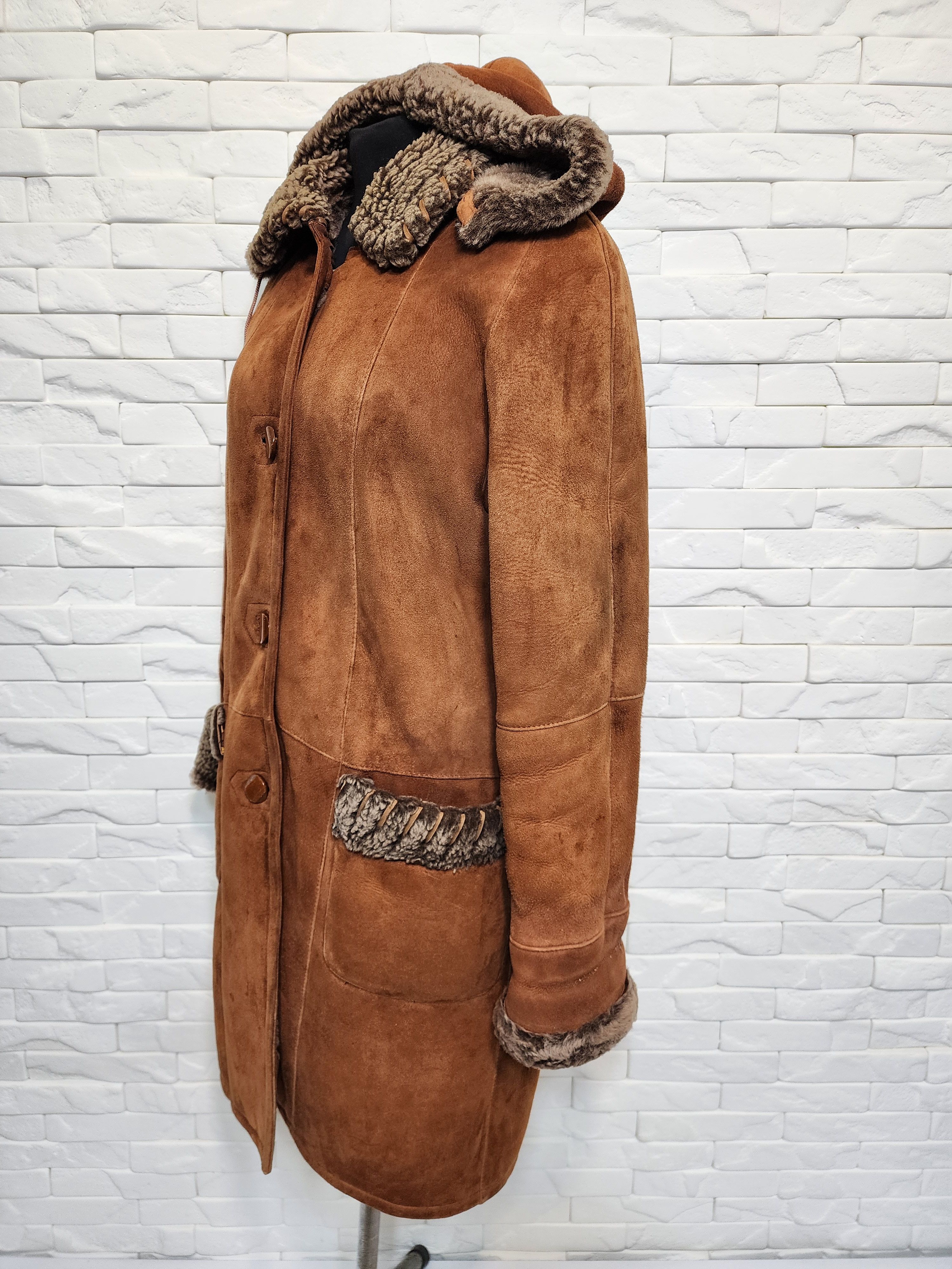 Genuine Leather Women's Brown Sheepskin Coat: Genuine Fur Hood Size L / US 10 / IT 46 - 2 Thumbnail