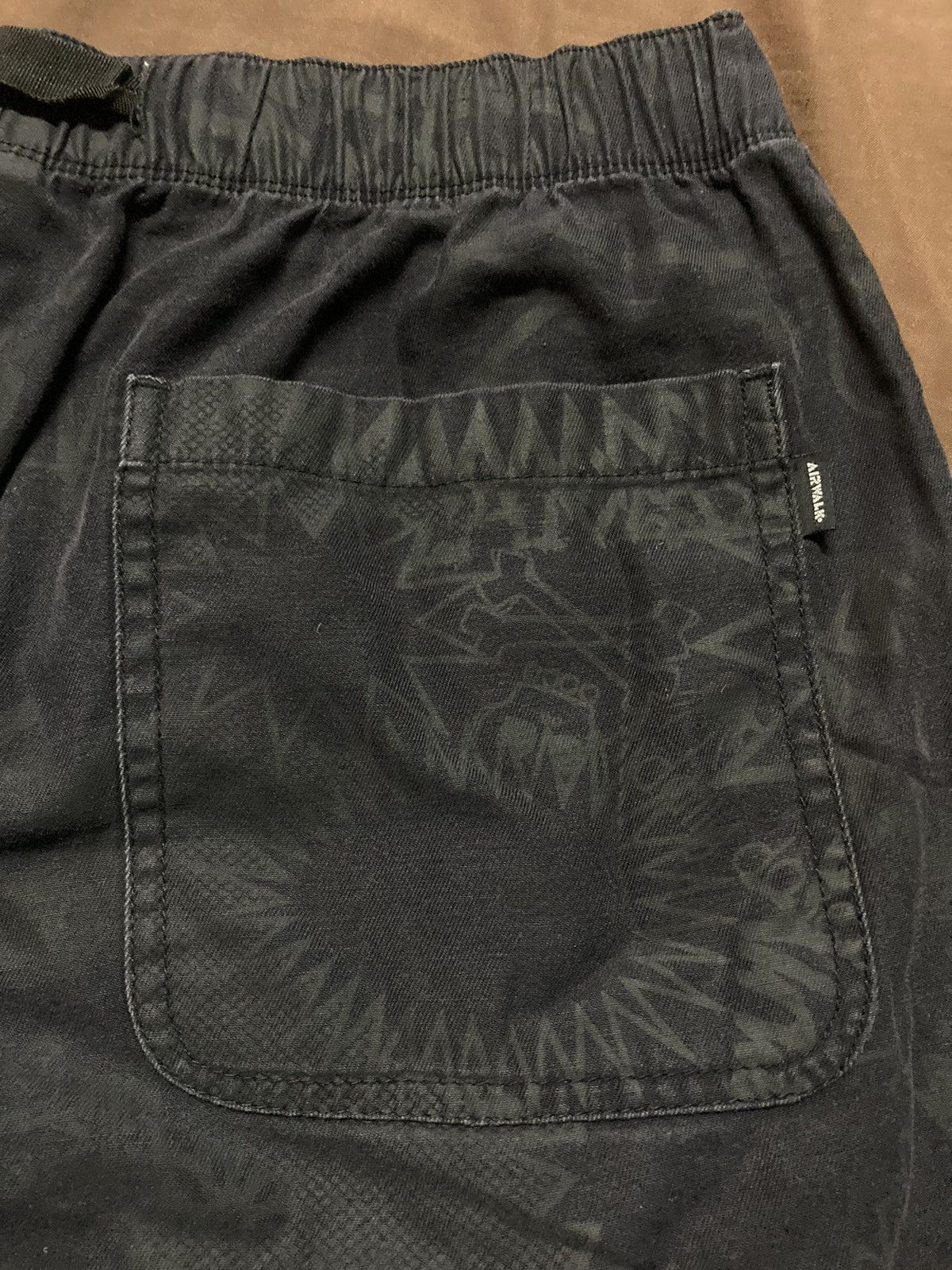 Airwalk Airwalk Overprinted Easy Shorts Size US 28 / EU 44 - 6 Thumbnail