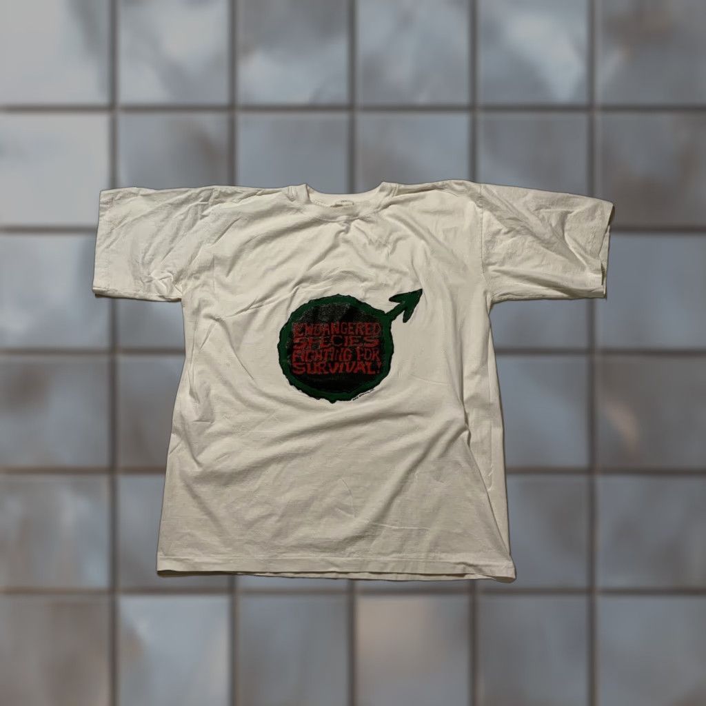 Vintage VINTAGE Mad Graphix Endangered Species Fighting For Survival Single Stitch T-Shirt XL White Short Sleeve Shirt Men Size US XL / EU 56 / 4 - 1 Thumbnail