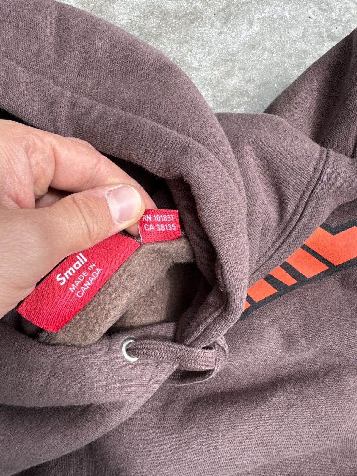 Supreme Supreme gradient logo hoodie streetwear sneakers hype rare Size US S / EU 44-46 / 1 - 5 Thumbnail