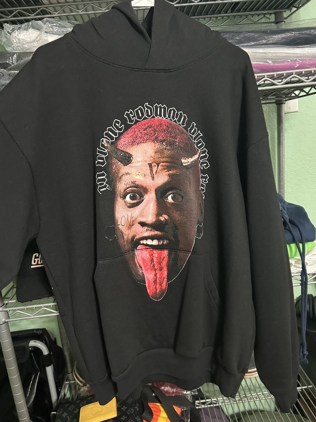 Vlone Vlone Dennis Rodman tongue out Hoodie Brand new Size US XL / EU 56 / 4 - 2 Thumbnail