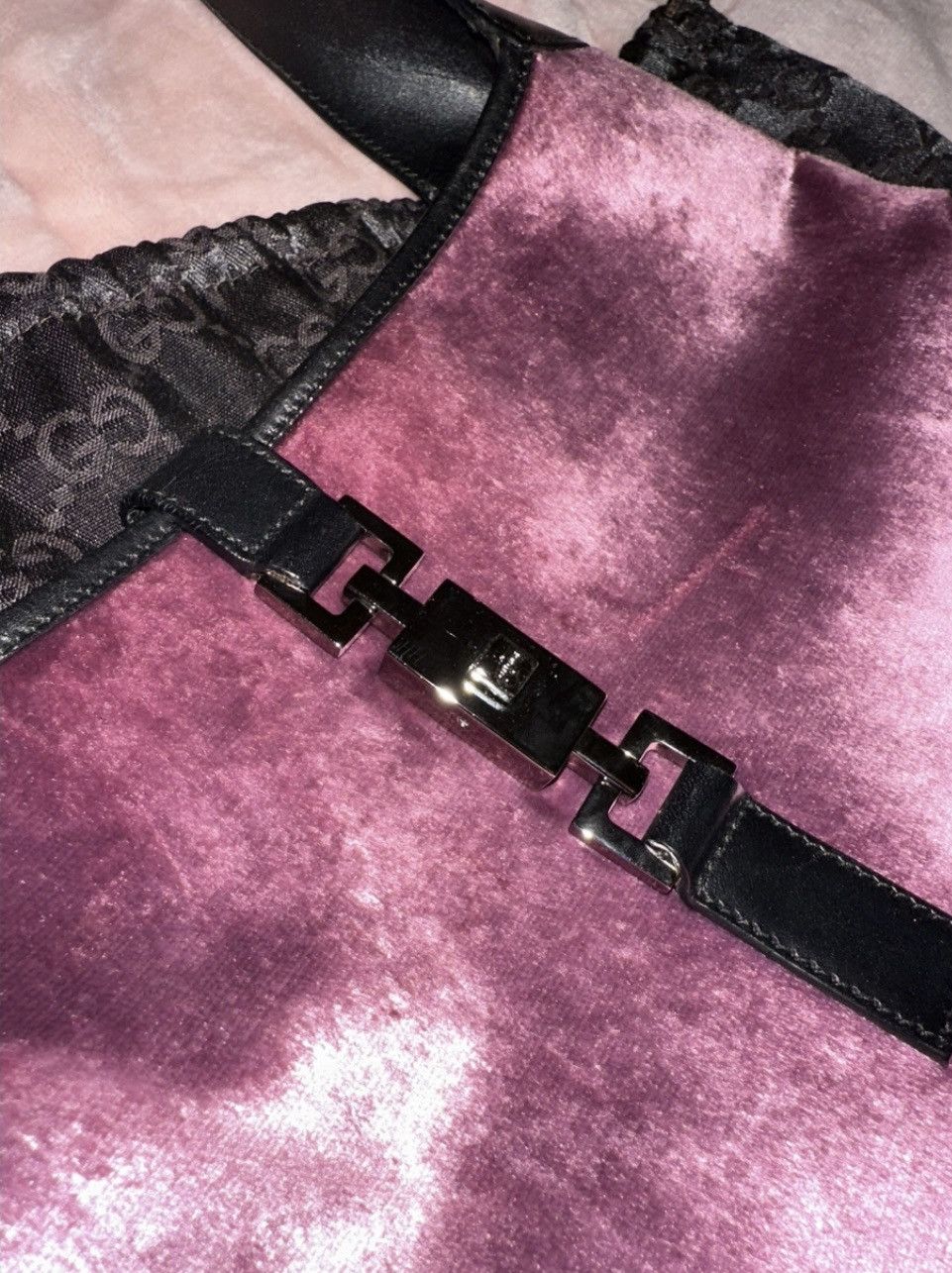 Gucci GUCCI - Vintage Pink Velvet Black Leather Trim Jackie Hobo Size ONE SIZE - 3 Thumbnail