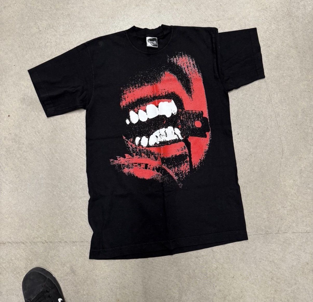 Other Inferno Studios Vampire razor shirt Size US S / EU 44-46 / 1 - 1 Thumbnail