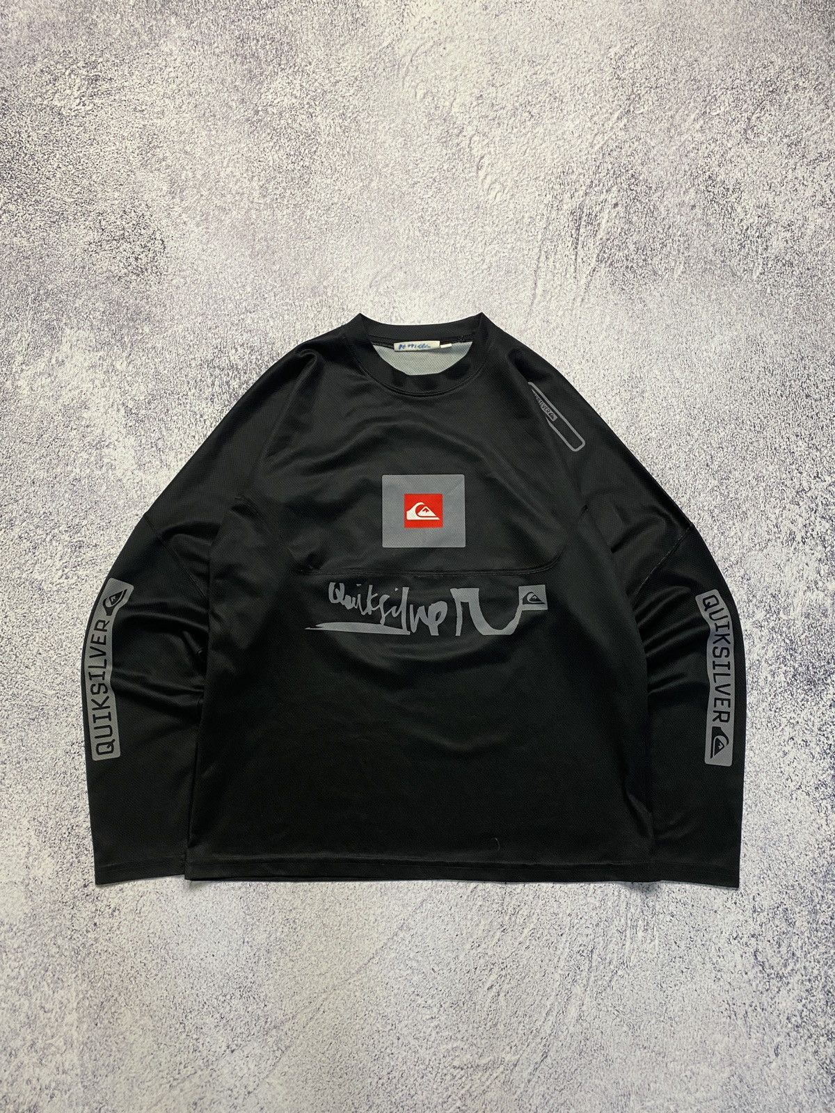 Quiksilver × Vintage Vintage Quiksilver Big Logo Long Sleeve Tee Shirt Surf Size US S / EU 44-46 / 1 - 1 Thumbnail