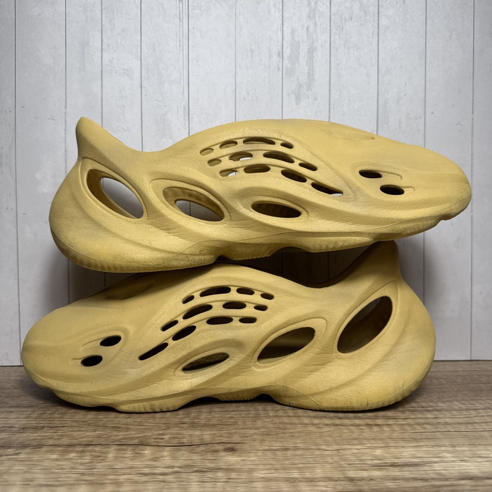 Adidas ADIDAS Yeezy Foam Runner RNR RNNR Sulfur GV6775 Sulfur Sz 14 Size US 14 / EU 47 - 5 Thumbnail
