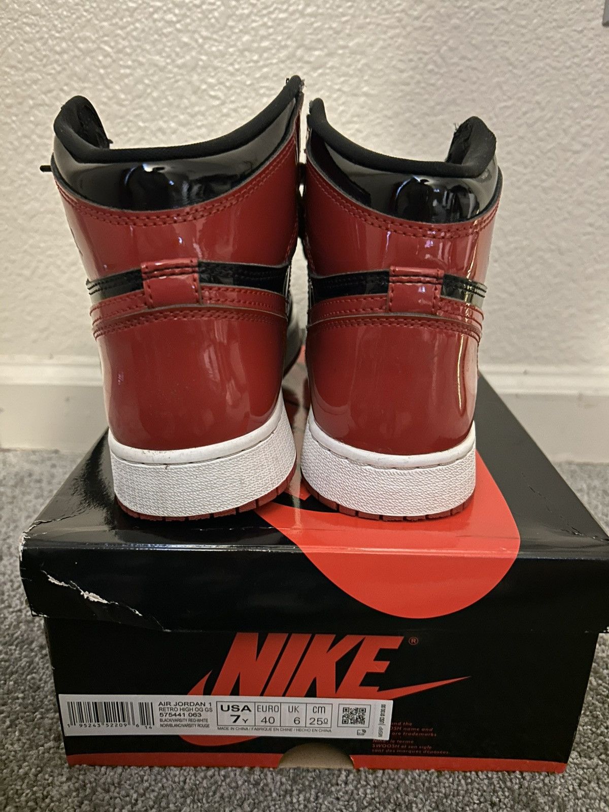 Jordan Brand × Nike Patent Bred 1’s Size US 7 / EU 40 - 4 Thumbnail