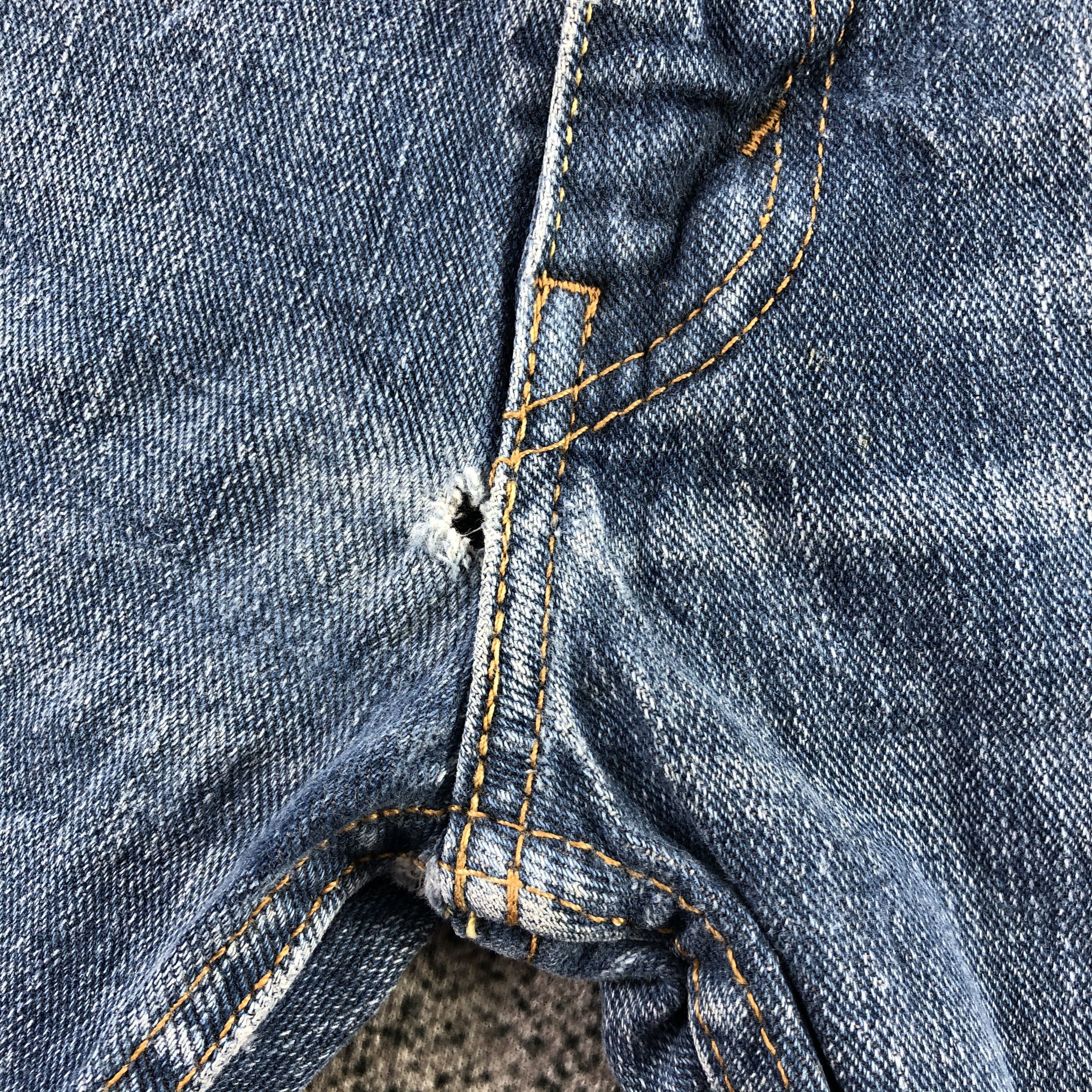 Levi's Vintage Levi's 505 Jeans Blue Wash Denim KJ1393 Size US 31 - 8 Thumbnail