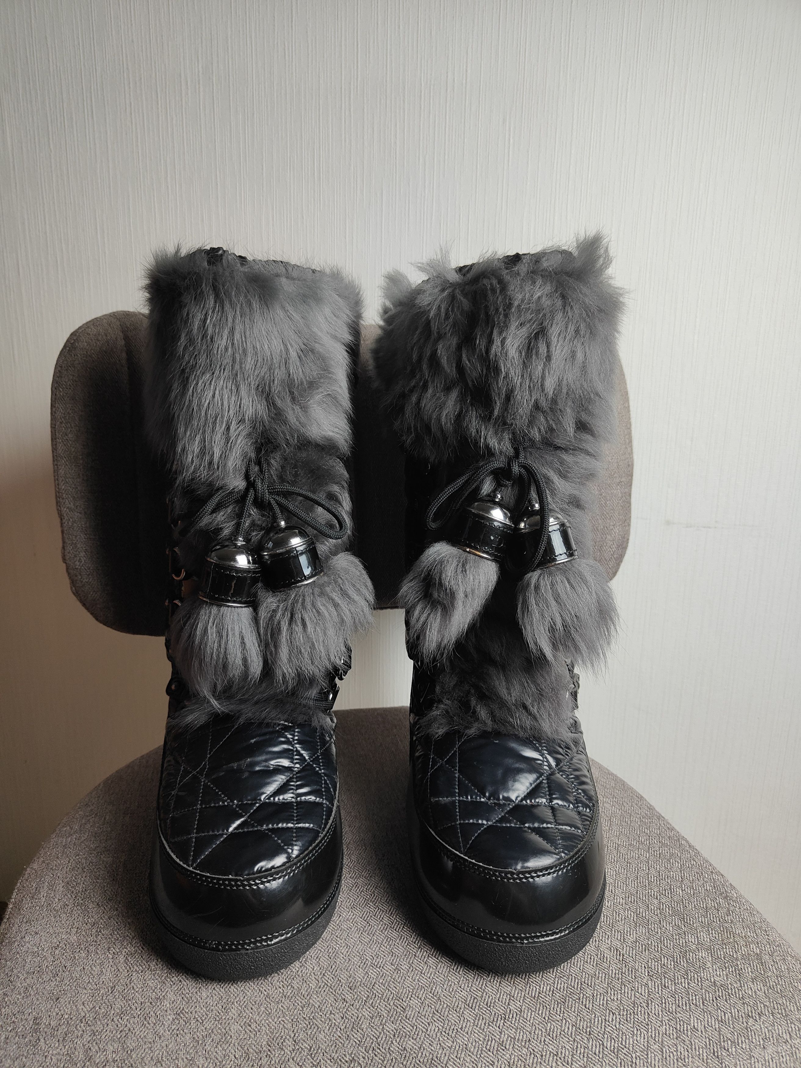 Dior Y2K Dior by John Galliano Massive Fur Quilted Snow Boots Size US 11 / IT 41 - 3 Thumbnail