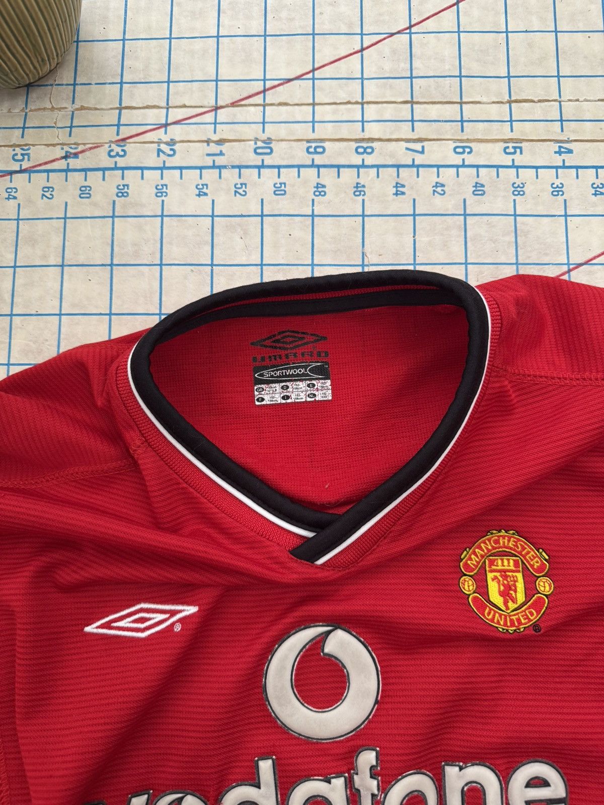 Umbro × Vintage Vintage Umbro Manchester United Wool Blend Jersey Fits XS Size US XS / EU 42 / 0 - 5 Thumbnail