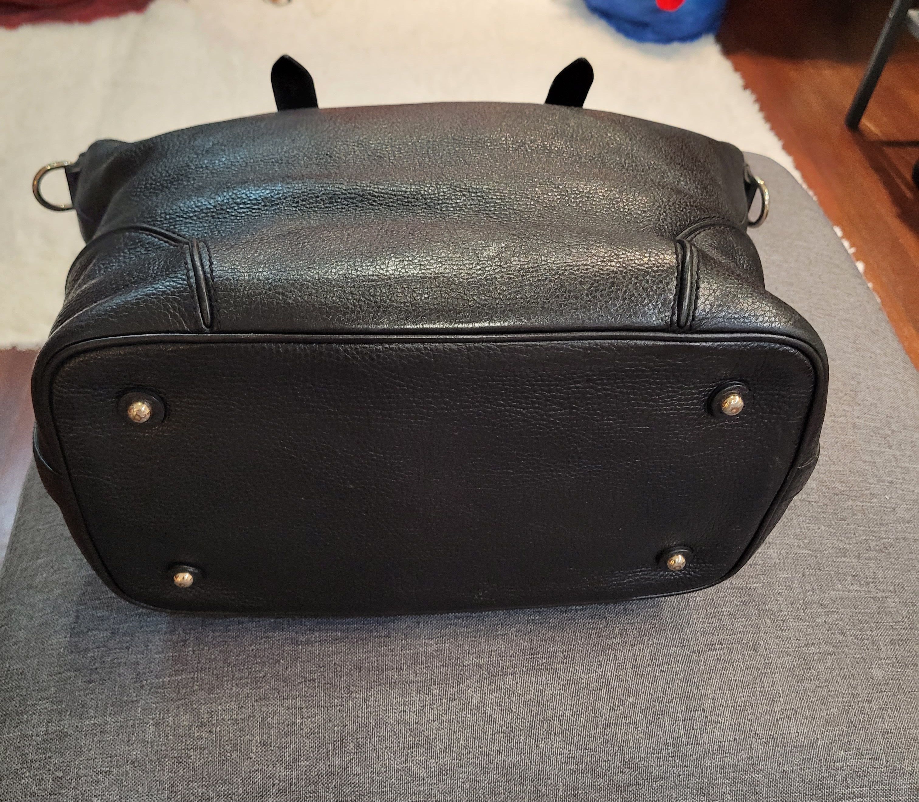 Burberry Burberry Classic Black Pebbled Leather Tote Shoulder Bag Size ONE SIZE - 4 Thumbnail